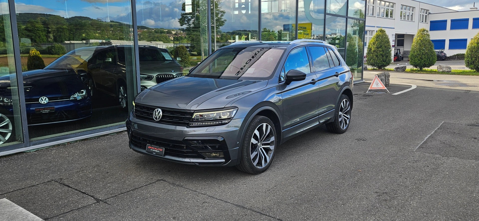 VW Tiguan 2.0 TDI SCR Highline 4Motion DSG-image-1