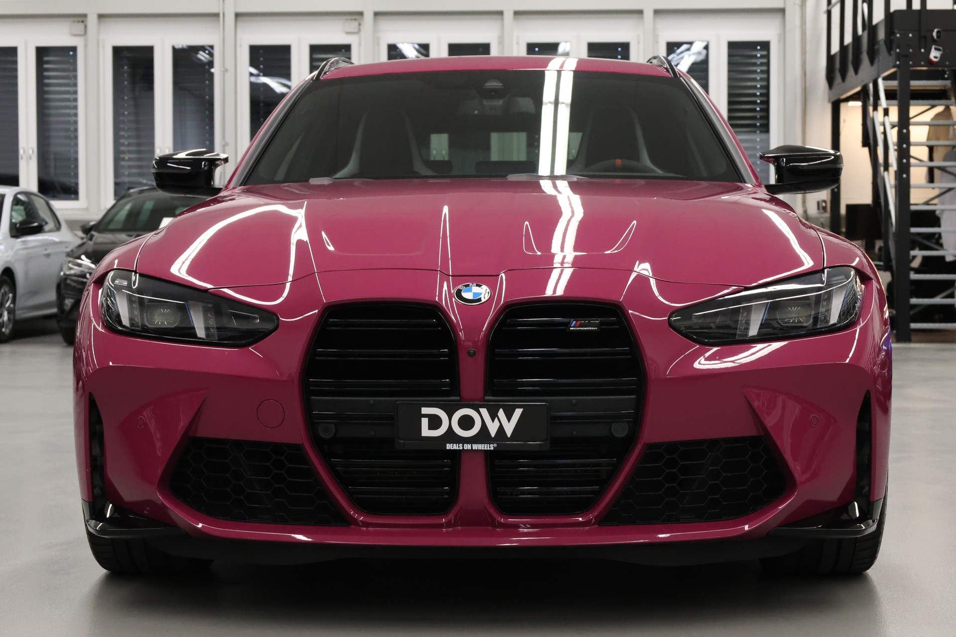 BMW M3 Competition xDrive Touring-showroom-element-3