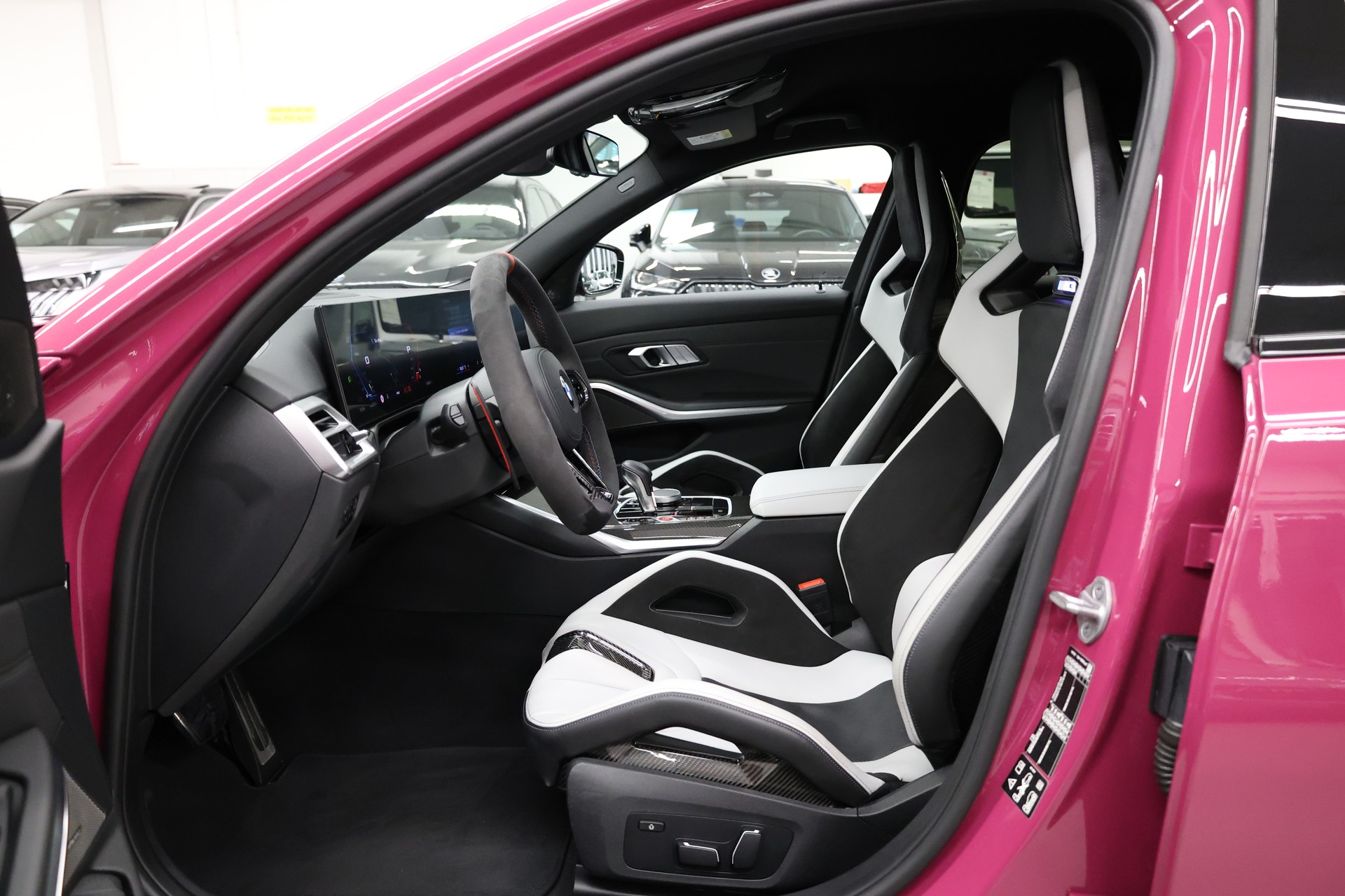 BMW M3 Competition xDrive Touring-image-19