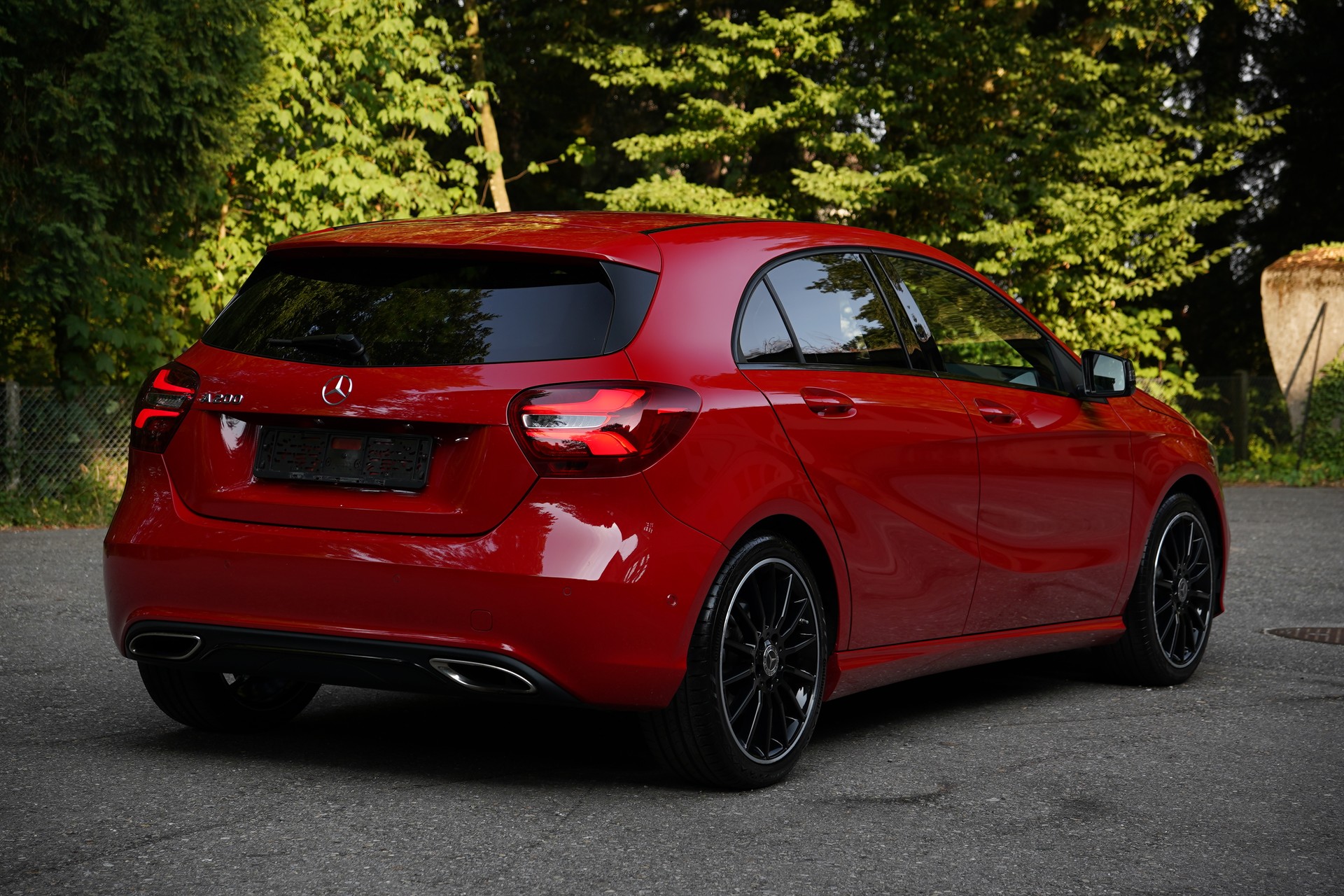 MERCEDES-BENZ A 200 Urban 7G-DCT-image-2