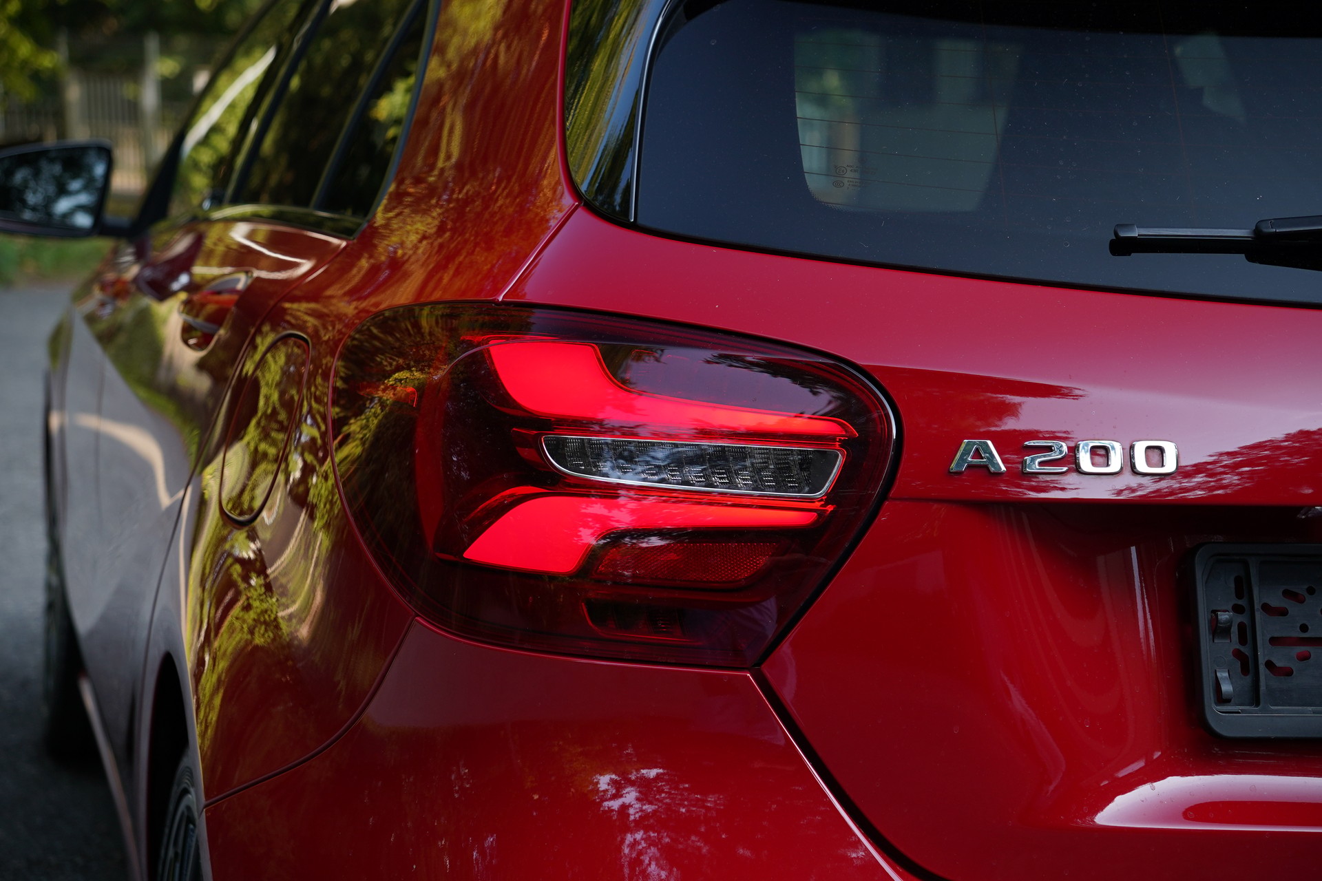 MERCEDES-BENZ A 200 Urban 7G-DCT-image-18