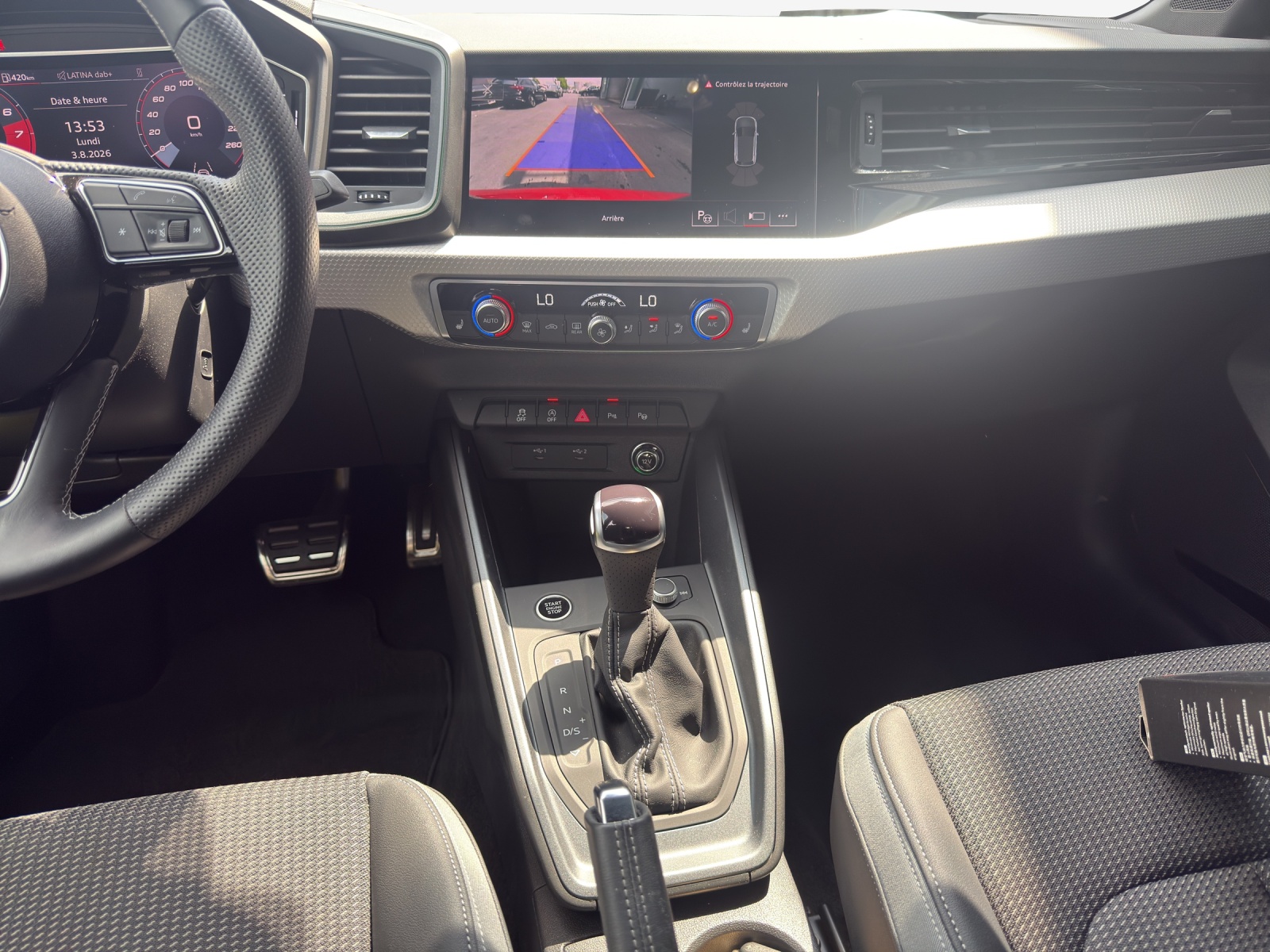 AUDI A1 allstreet 30 TFSI Attraction S-tronic-image-10