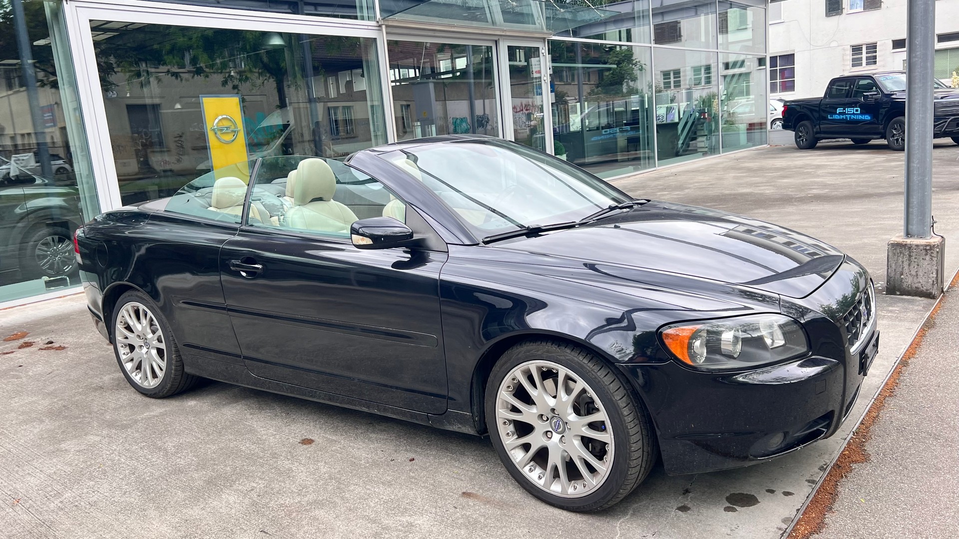 VOLVO C70 T5 Summum-image-5