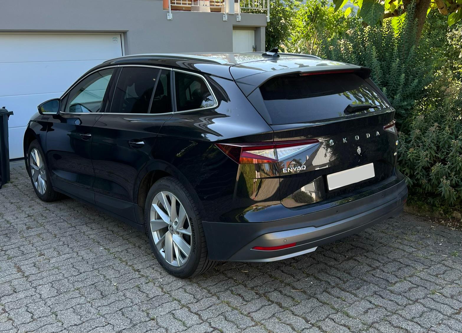 SKODA ENYAQ iV60-image-2