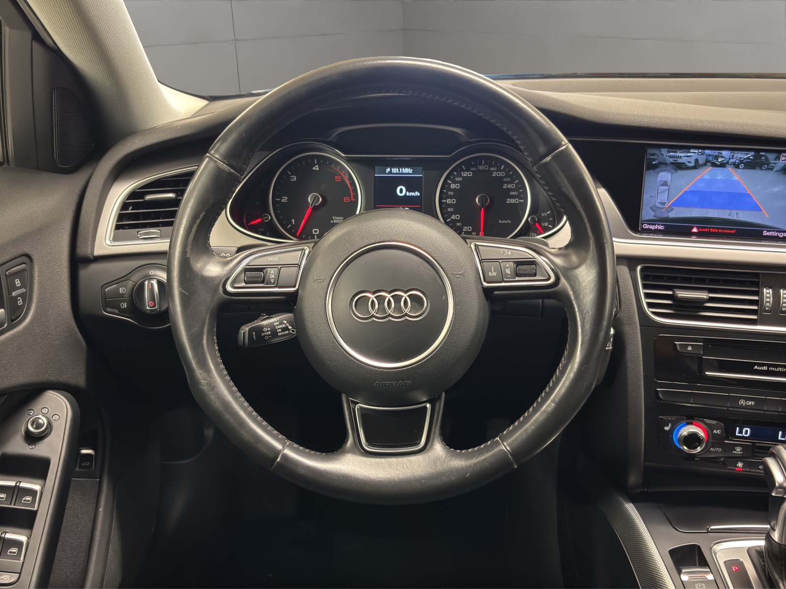 AUDI A4 allroad 3.0 TDI quattro S-tronic-image-9