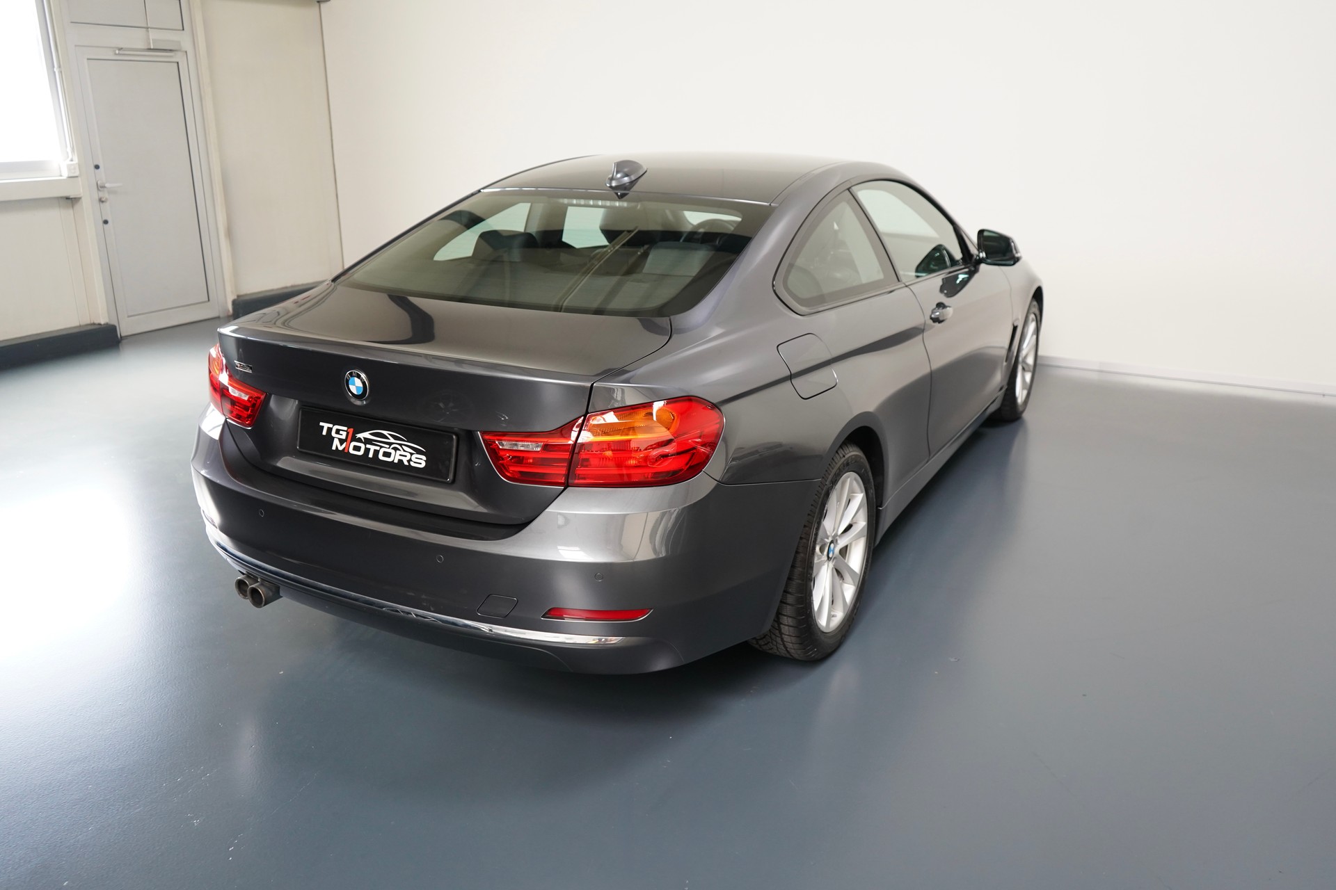 BMW 428i Coupé xDrive Luxury Line Steptronic-image-2