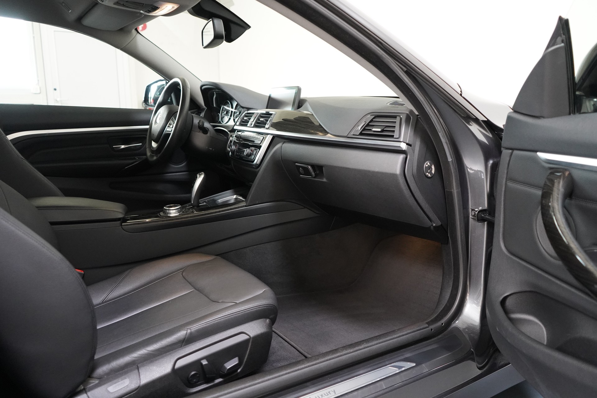 BMW 428i Coupé xDrive Luxury Line Steptronic-image-5