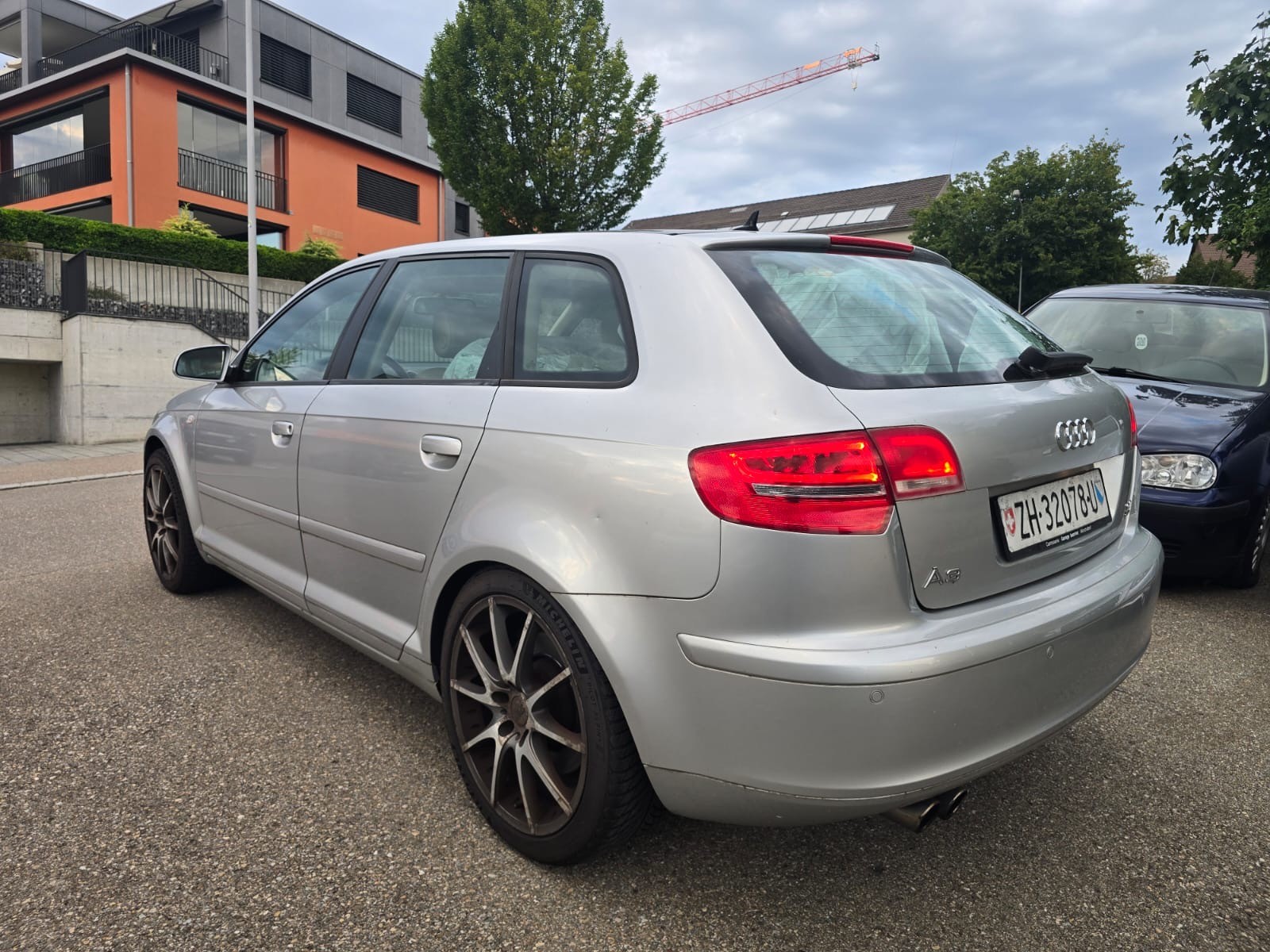 AUDI A3 Sportback 3.2 V6 Ambition quattro-image-8