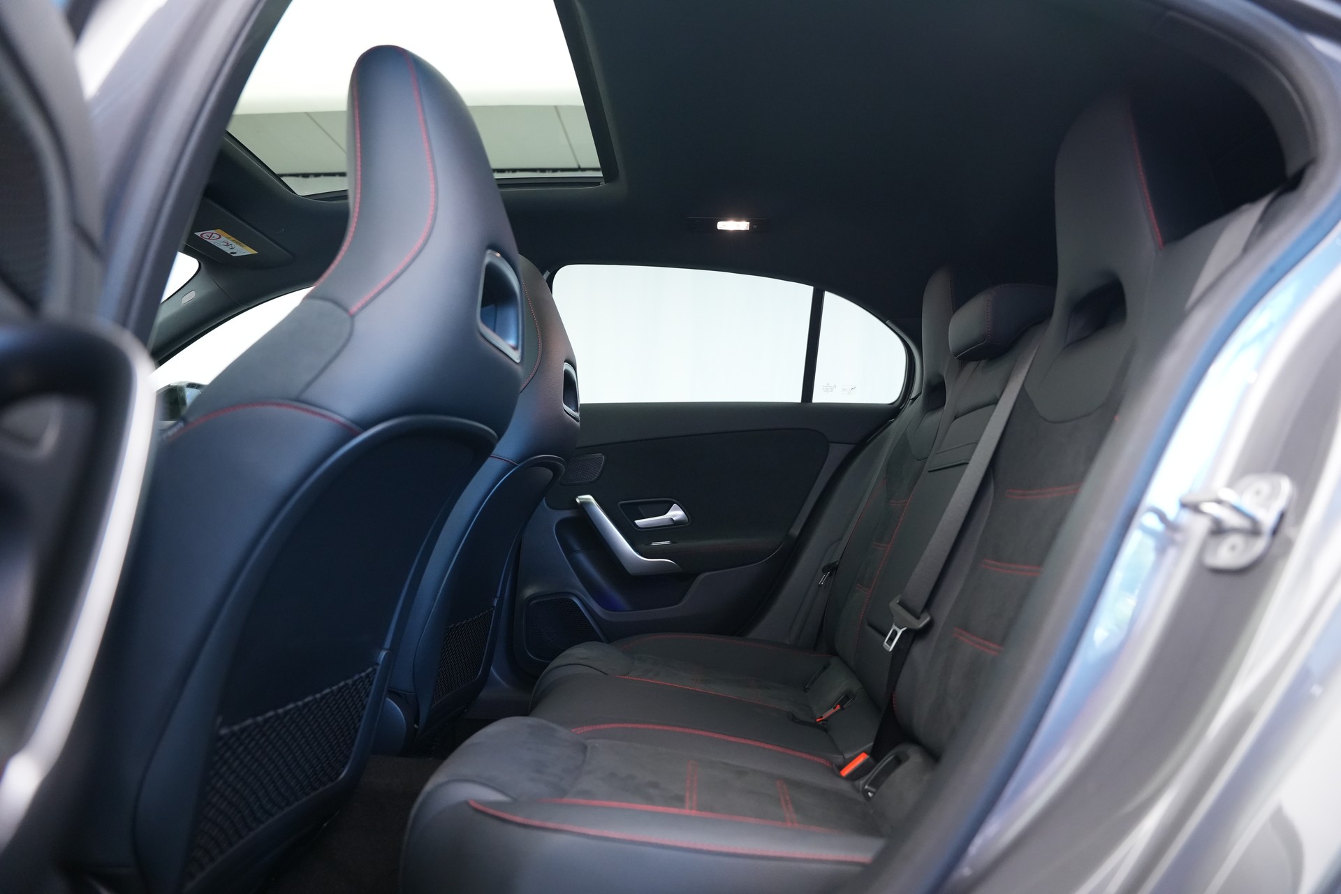 MERCEDES-BENZ A 220 4Matic 8G-DCT *CH-Fahrzeug*-image-15