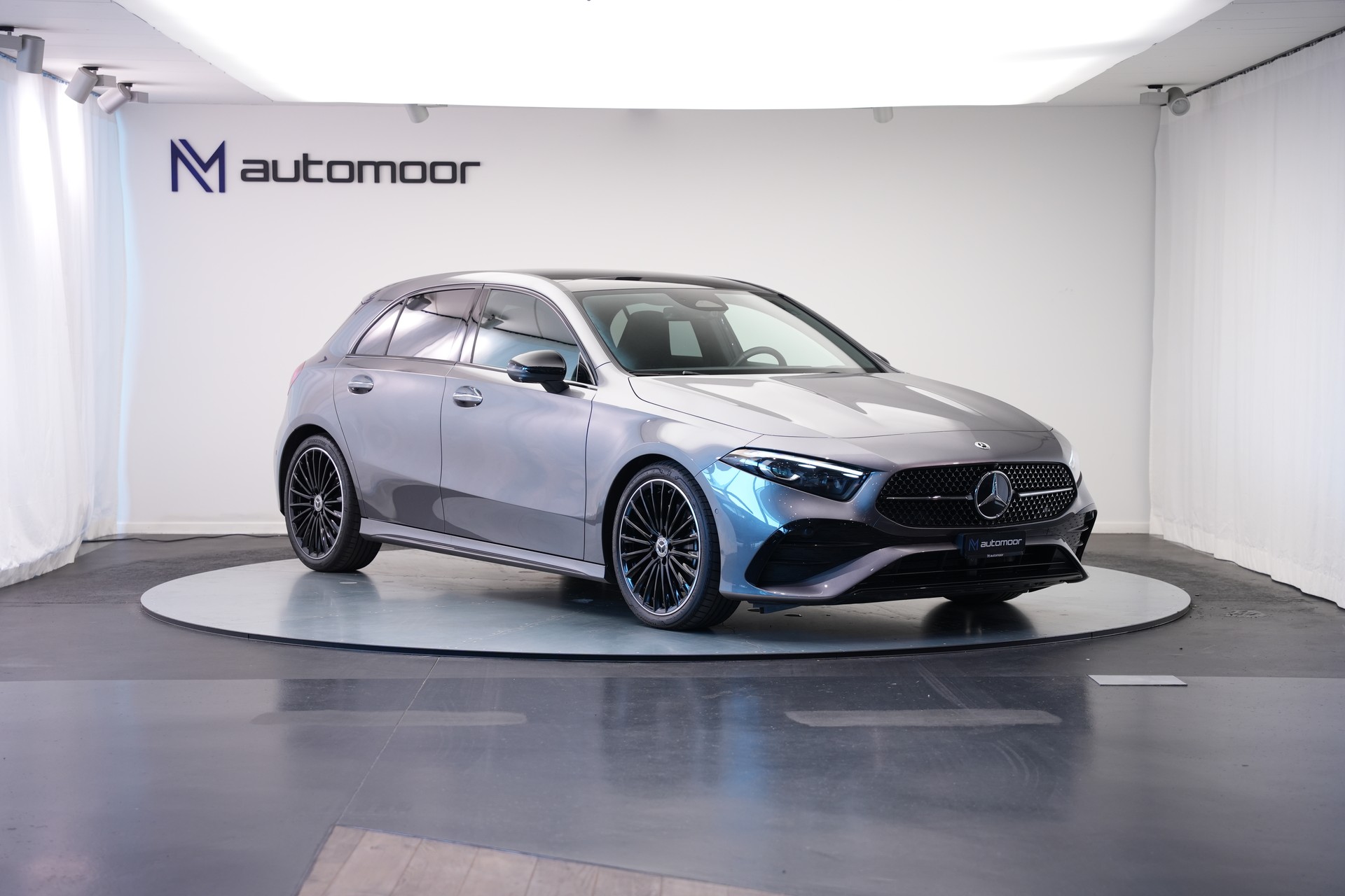 MERCEDES-BENZ A 220 4Matic 8G-DCT *CH-Fahrzeug*-showroom-element-2