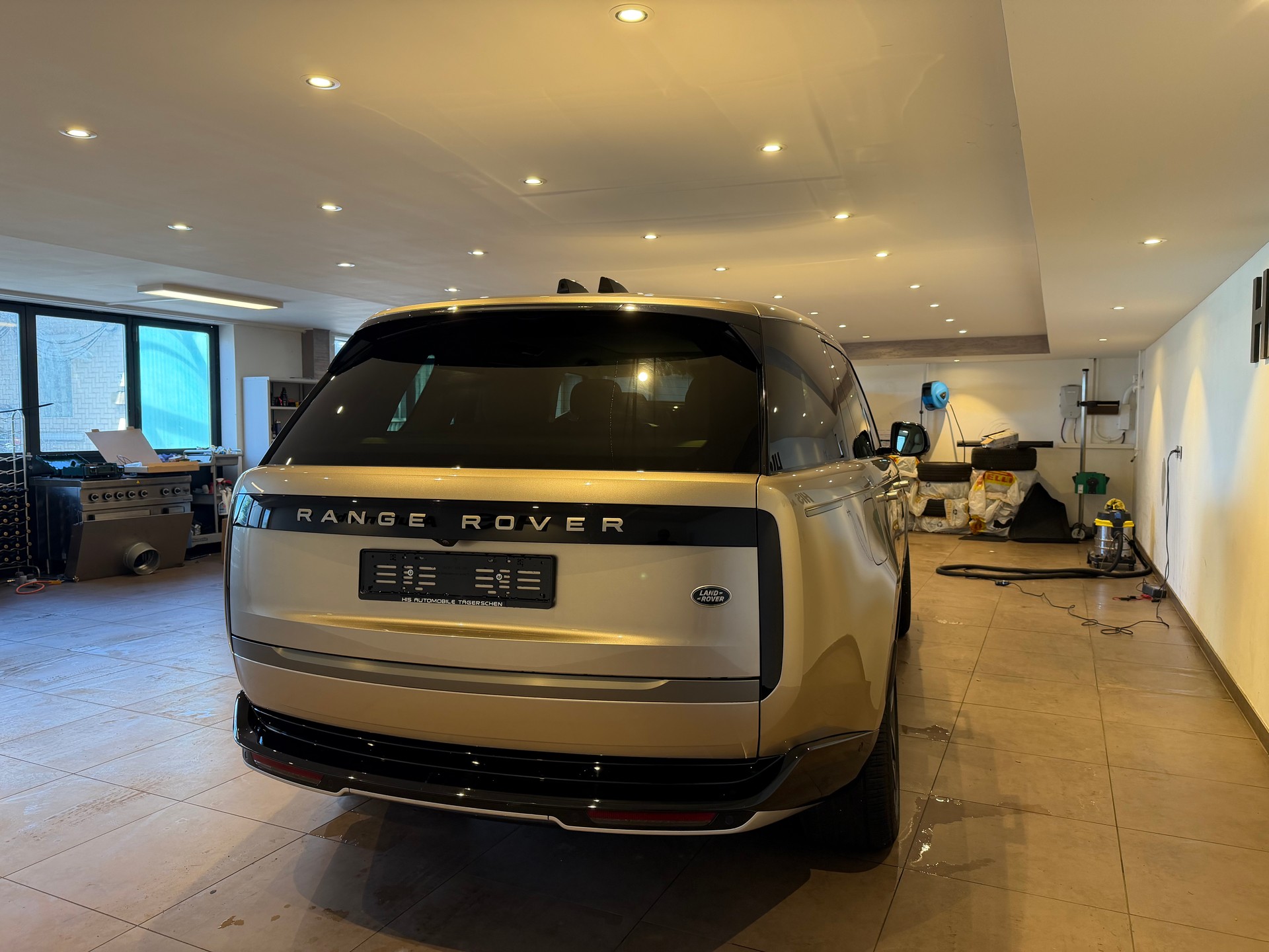 LAND ROVER Range Rover 4.4 V8 Autobiography-image-5