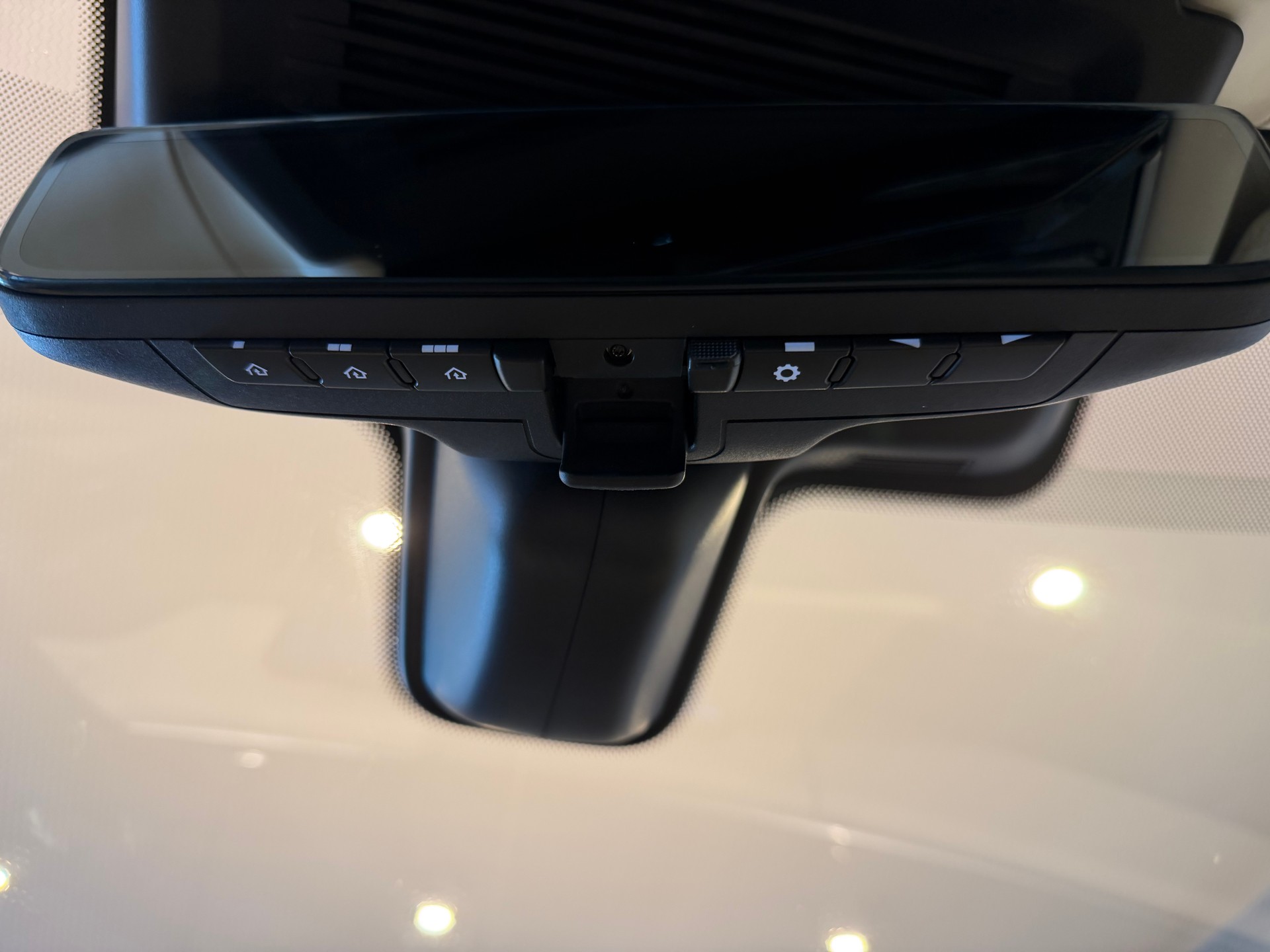 LAND ROVER Range Rover 4.4 V8 Autobiography-image-21