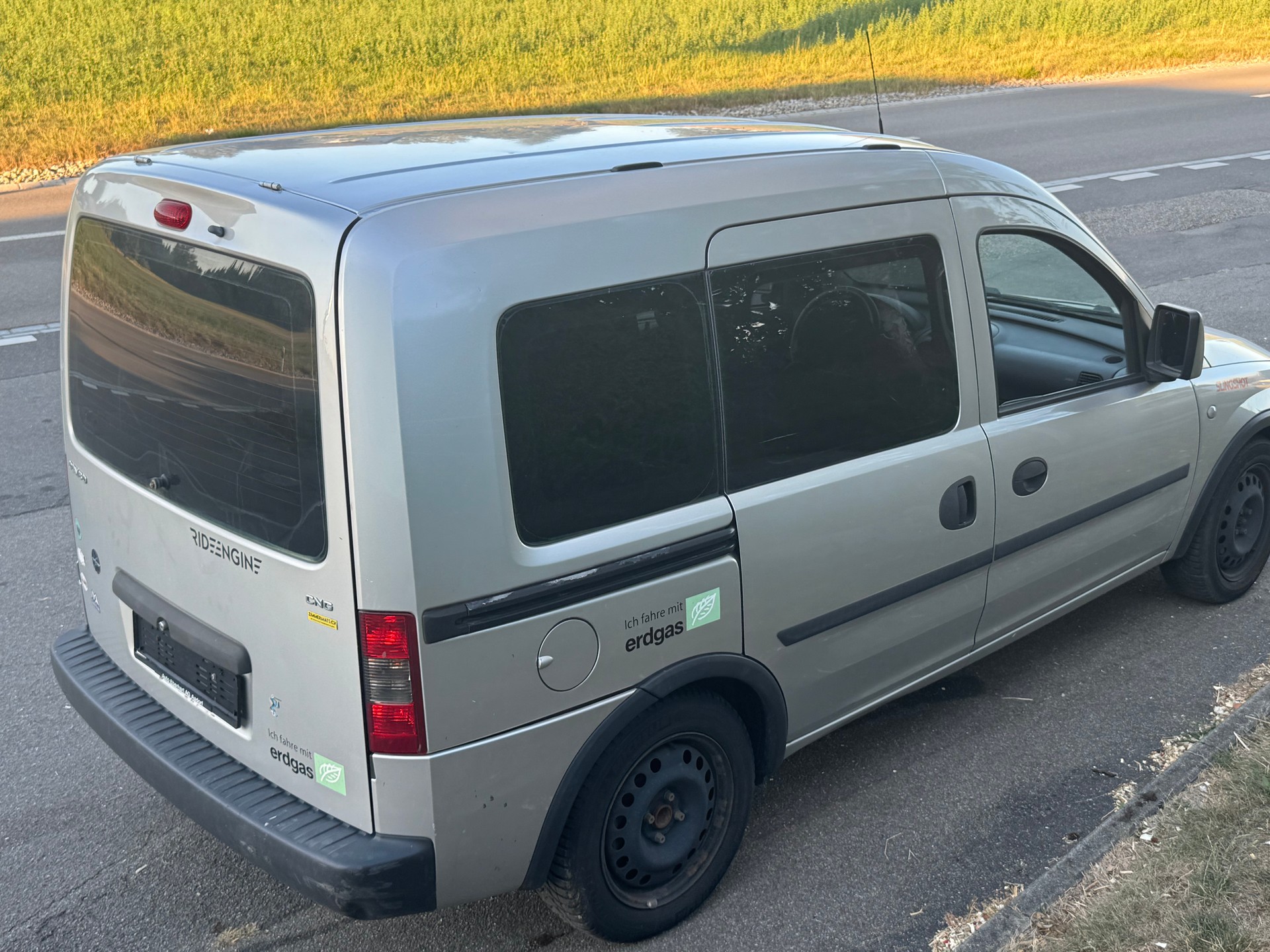 OPEL Combo 1.6 CNG Enjoy-image-3