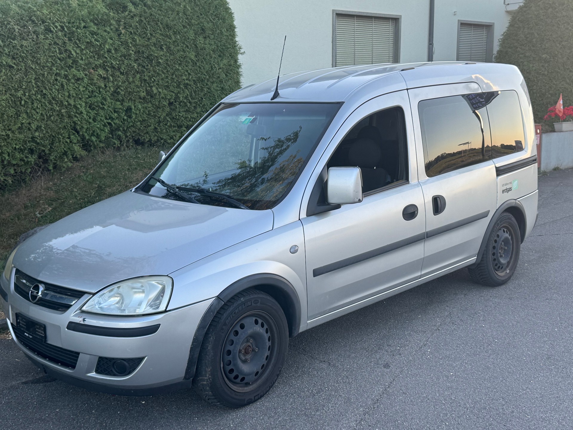 OPEL Combo 1.6 CNG Enjoy-image-0