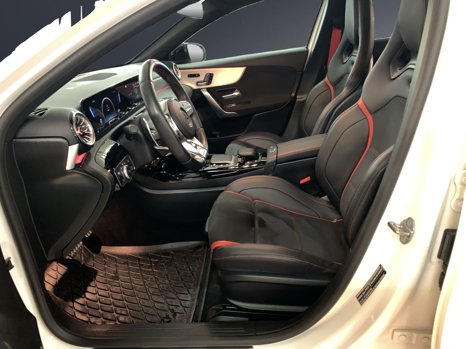 Image MERCEDES-BENZ A-35-AMG A 35 AMG 4Matic