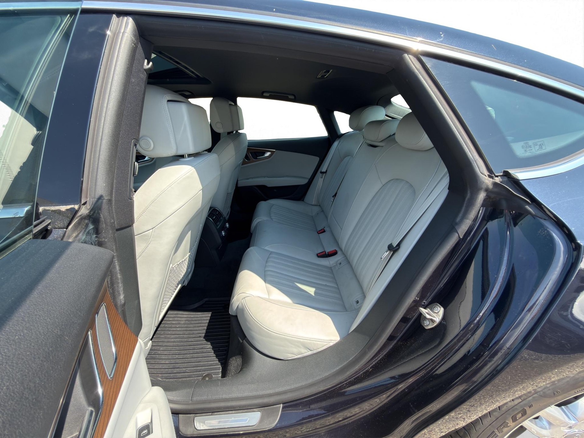 AUDI A7 S-Line quattro-image-19