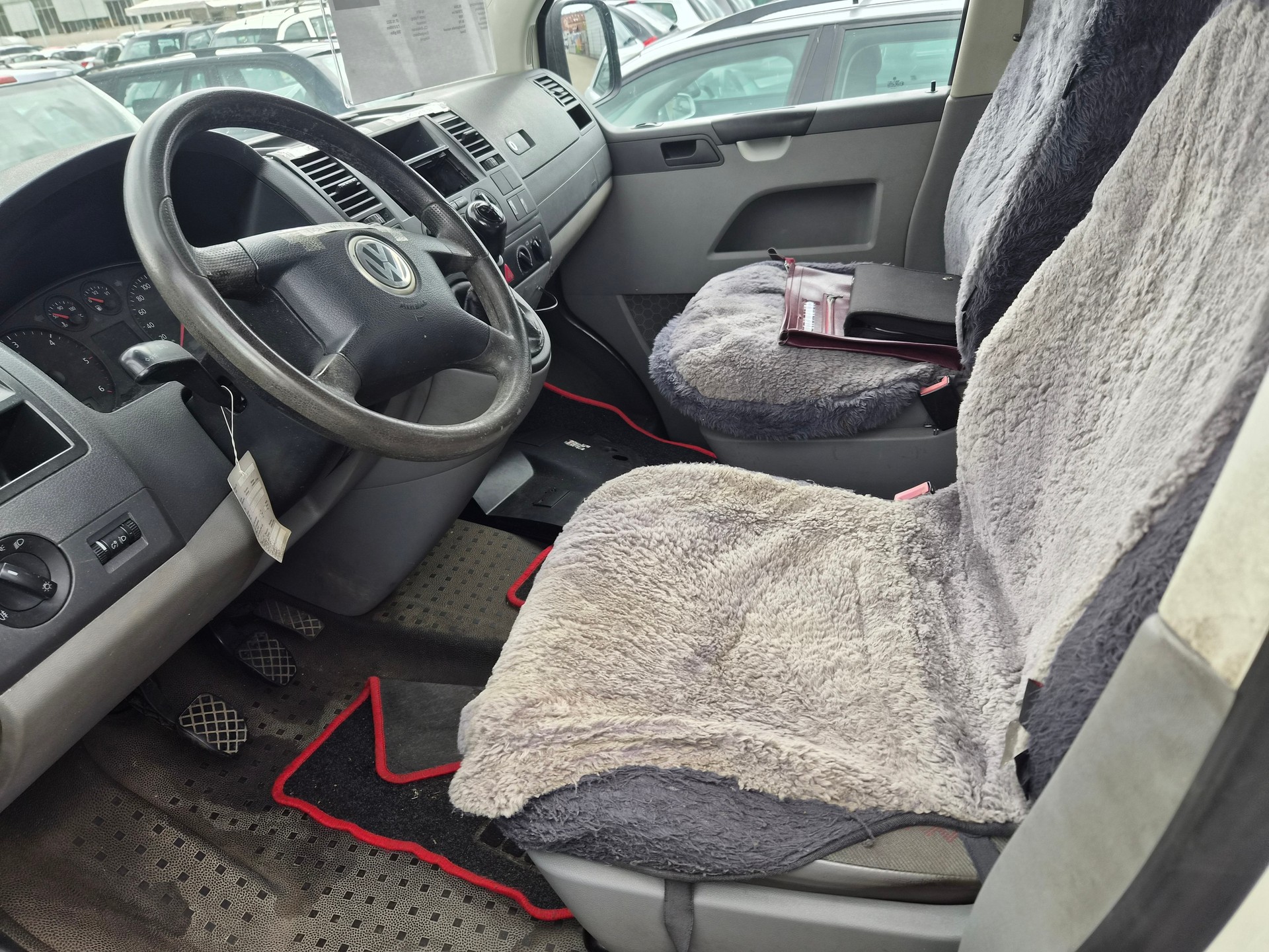 VW T5 1.9 TDI PD-image-4