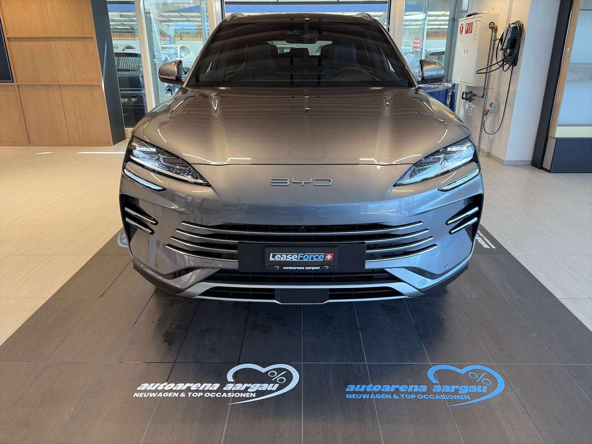 BYD Seal U DM-i PHEV Design AWD 324PS Automat-image-10
