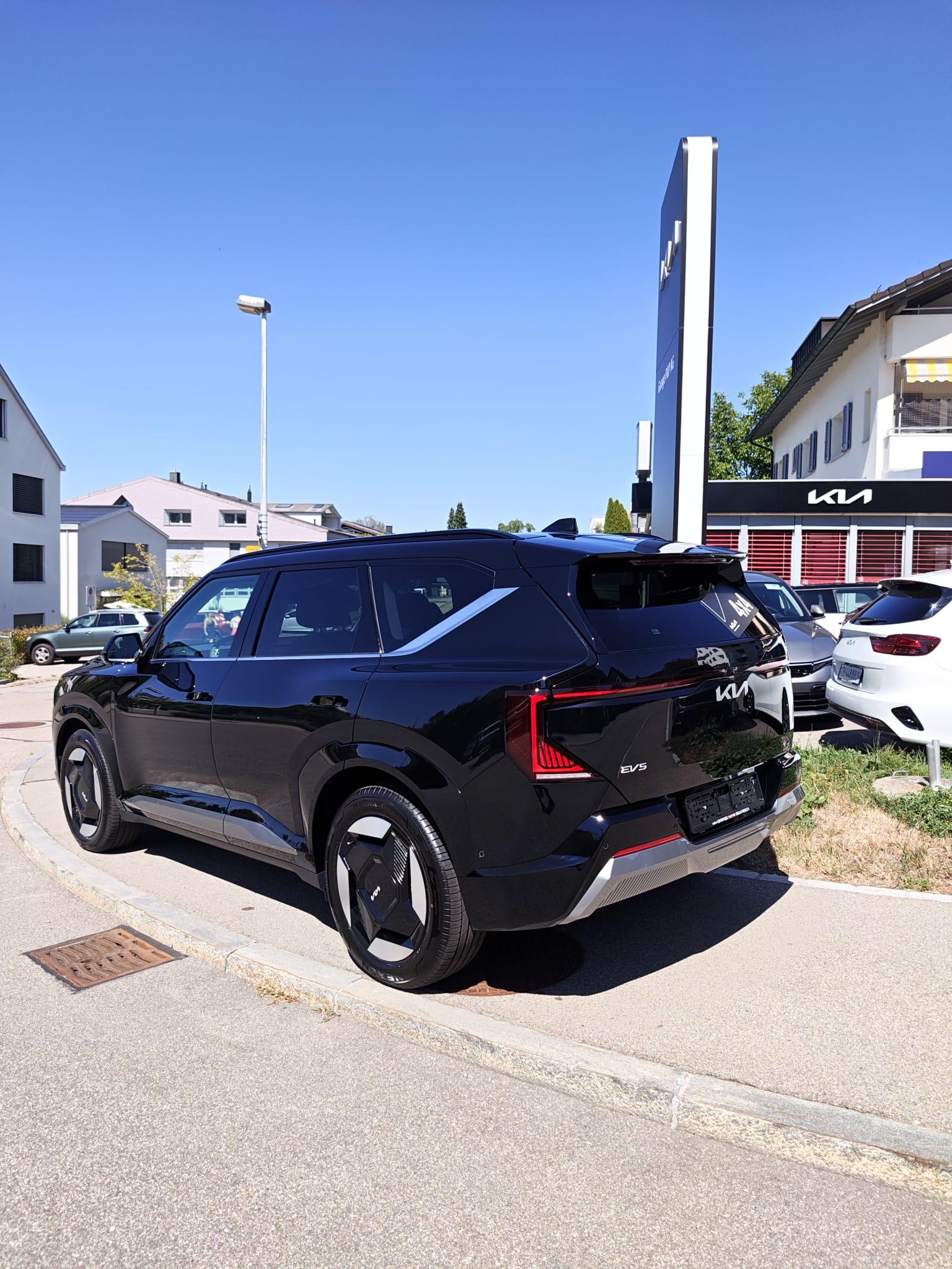 KIA EV5 81 kWh Earth 4x4-image-4