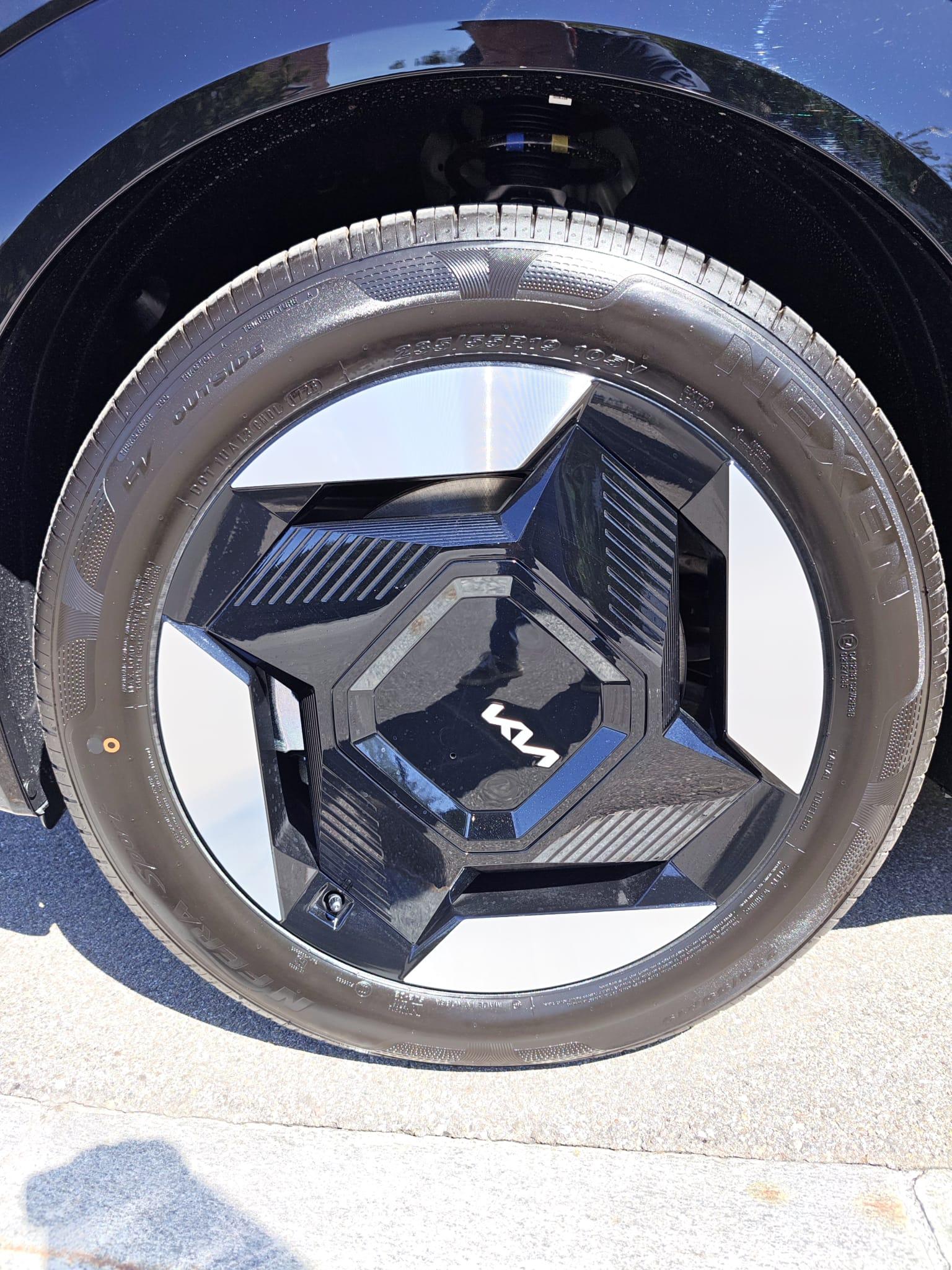 KIA EV5 81 kWh Earth 4x4-image-9