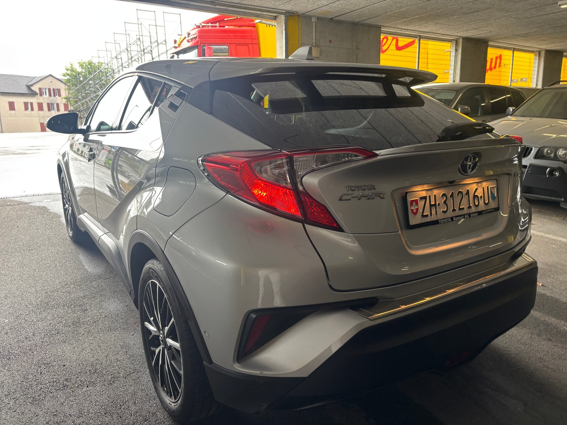 TOYOTA C-HR 1.8 HSD Comfort CVT-image-5