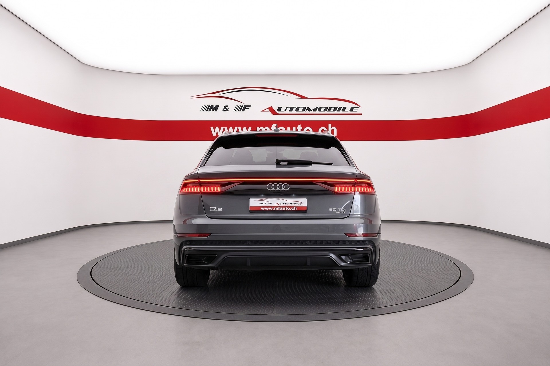 AUDI Q8 3.0 50 TDI Black Edition quattro T-Tronic CH FAHRZEUG Bang & Olufsen Advanced Sound System-image-4