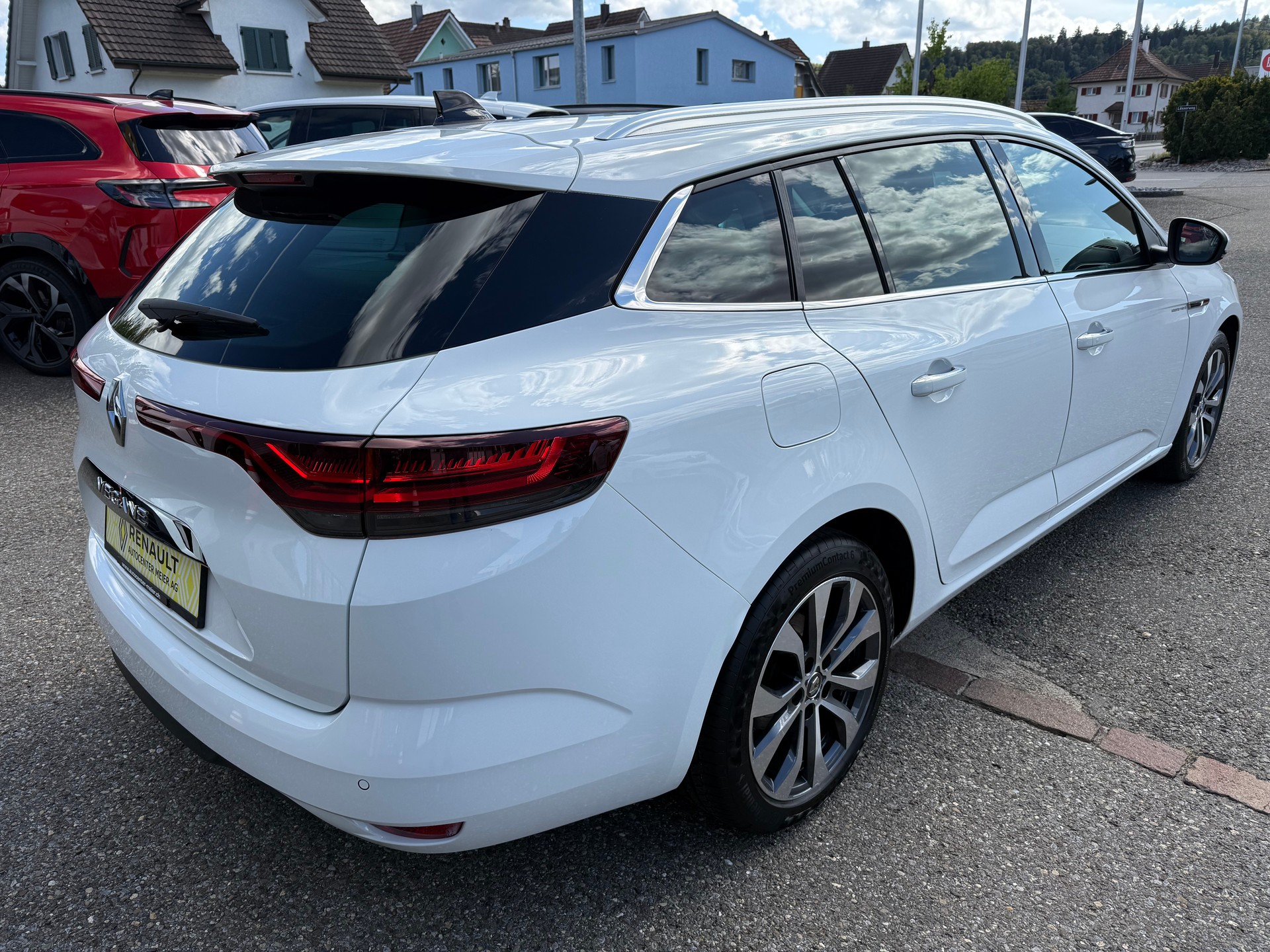 RENAULT Mégane Grandtour 1.3 16V Turbo Techno EDC-image-5