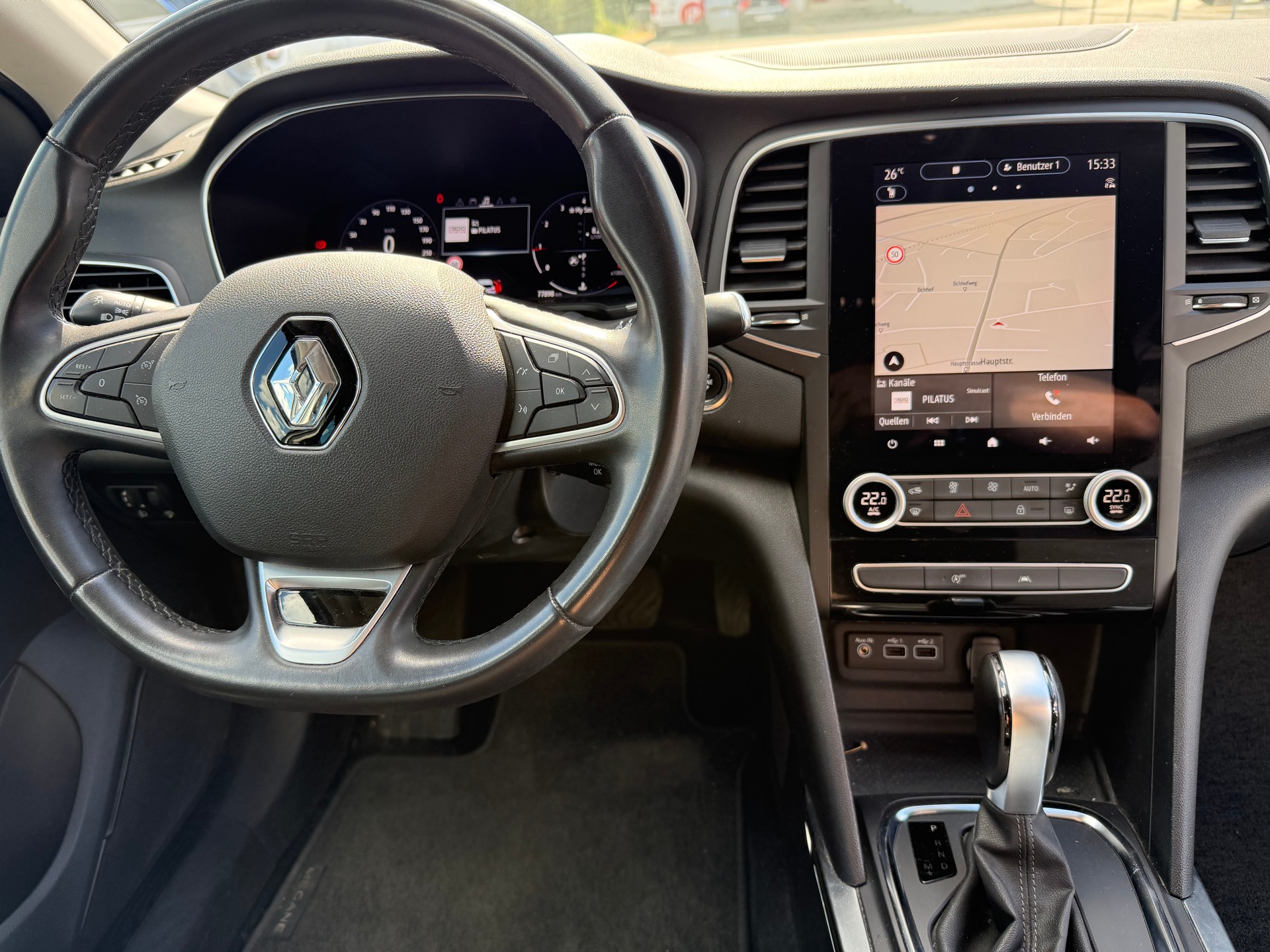 RENAULT Mégane Grandtour 1.3 16V Turbo Techno EDC-image-8