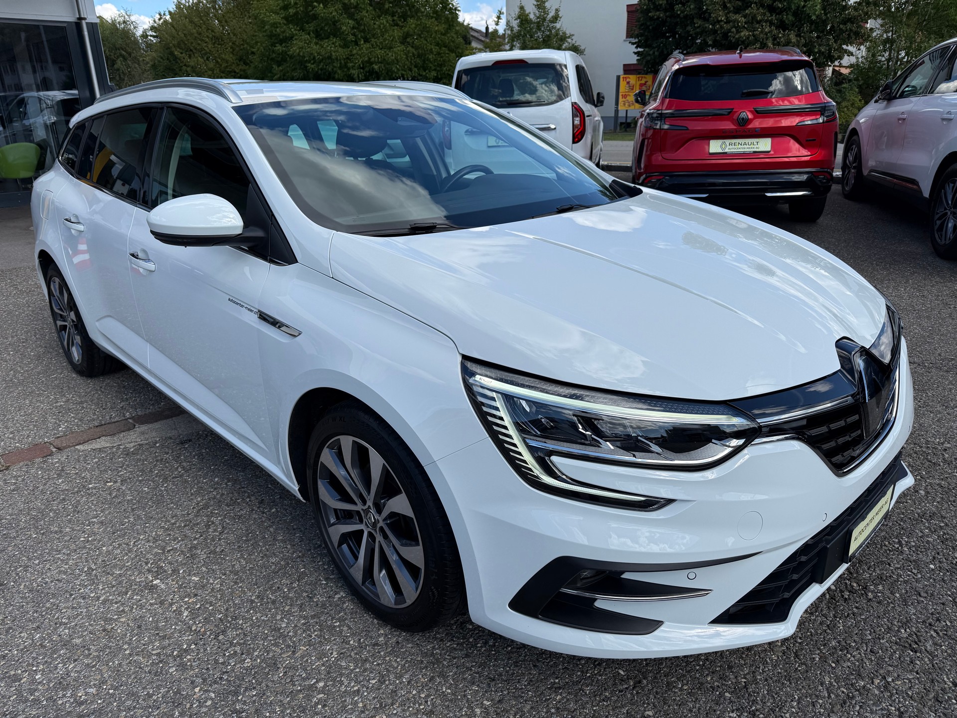 RENAULT Mégane Grandtour 1.3 16V Turbo Techno EDC-image-7