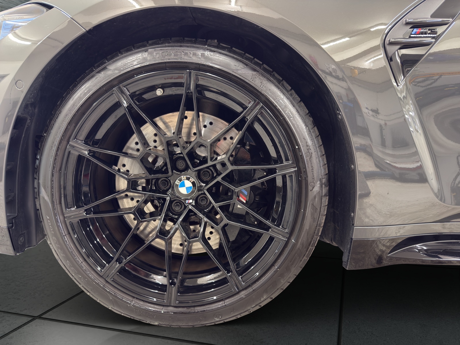 BMW M3 Competition-image-8
