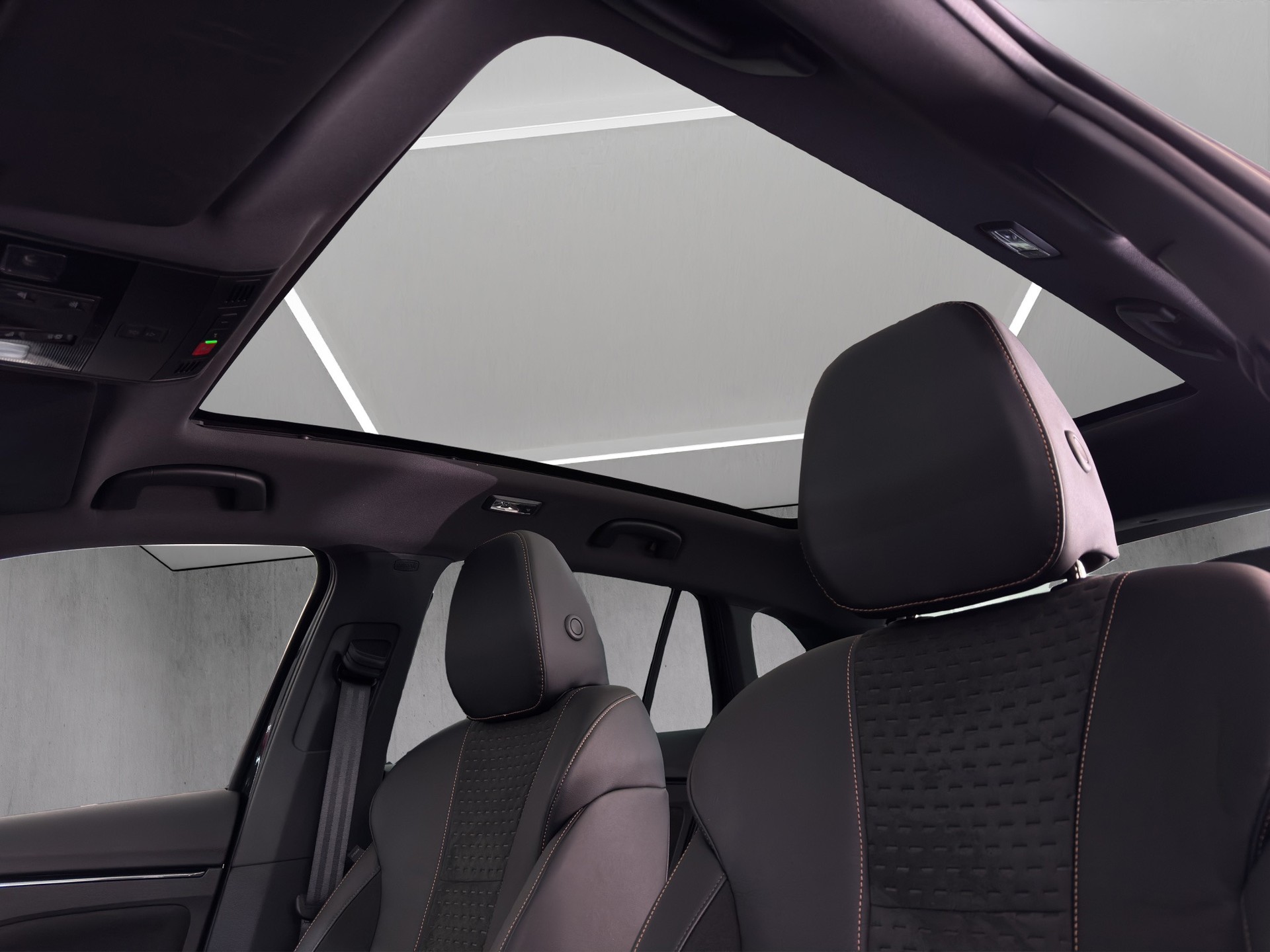 SKODA Scala 1.0 TSI Selection Business DSG "Pano-RF.-Kamera-Matrix"-image-9