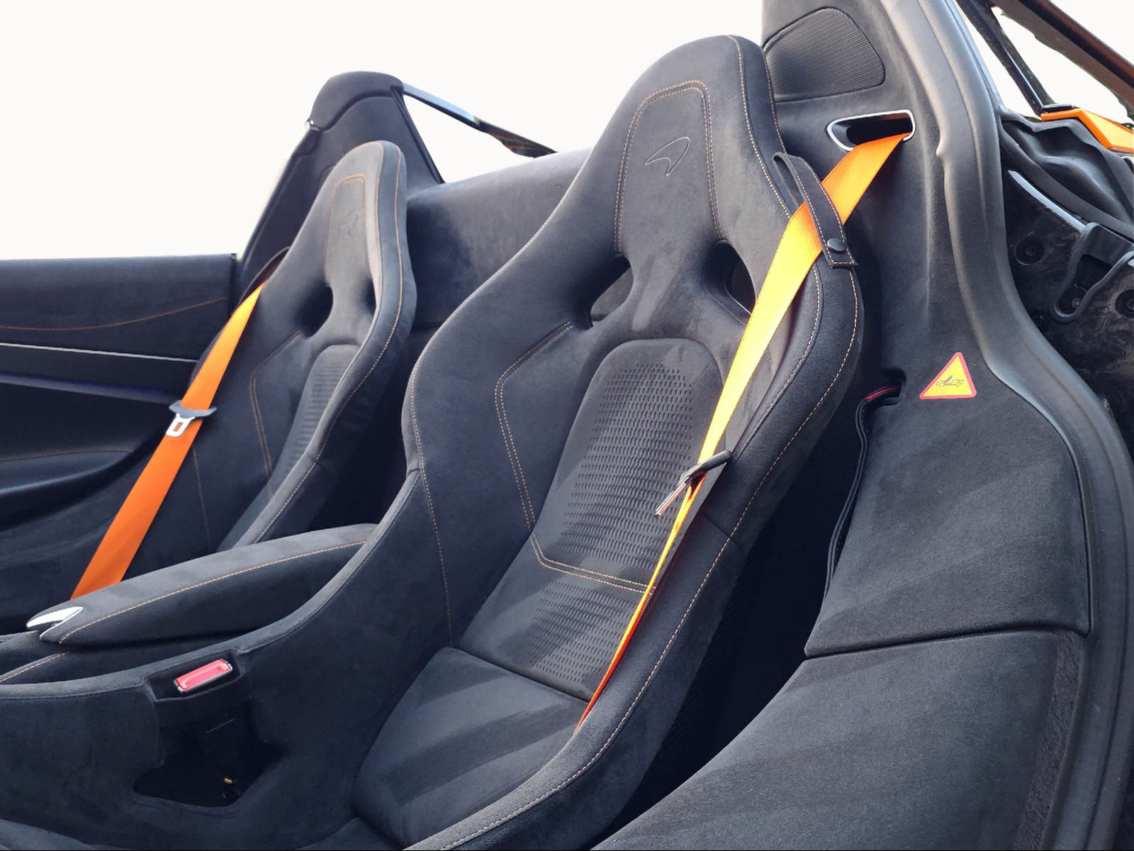 McLAREN 750s Spider-image-16