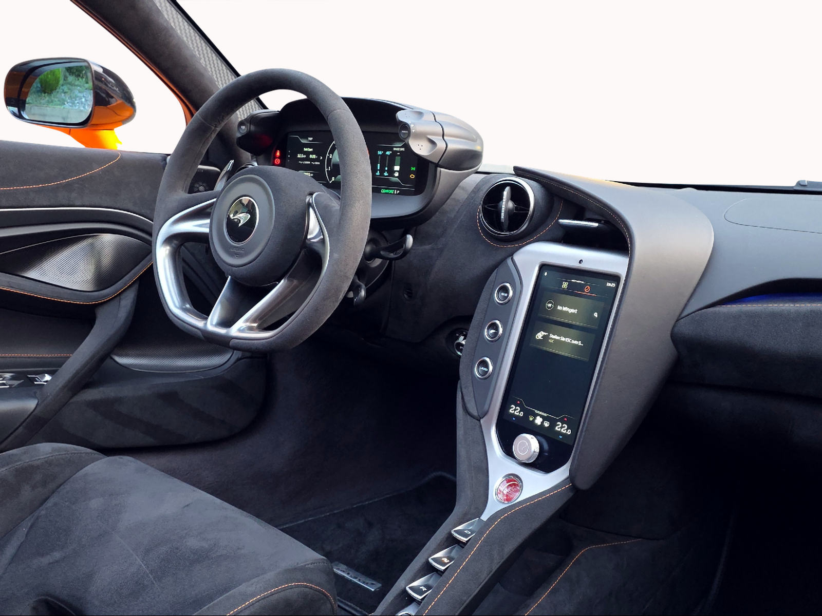 McLAREN 750s Spider-image-15