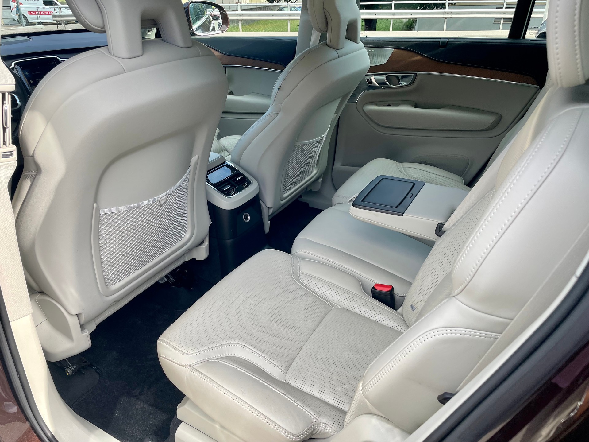 VOLVO XC90 T8 AWD Inscription Geartronic-image-5