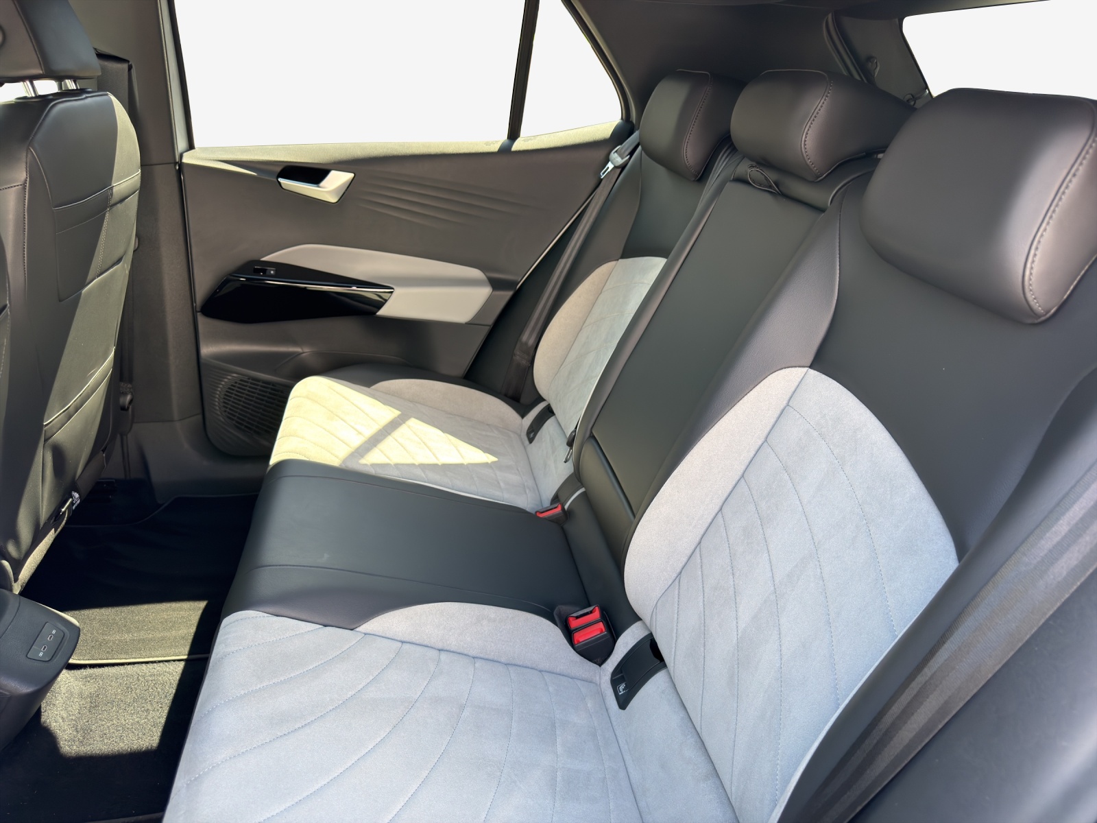 VW ID.3 Pro Performance 58 kWh 75 Edition-image-11