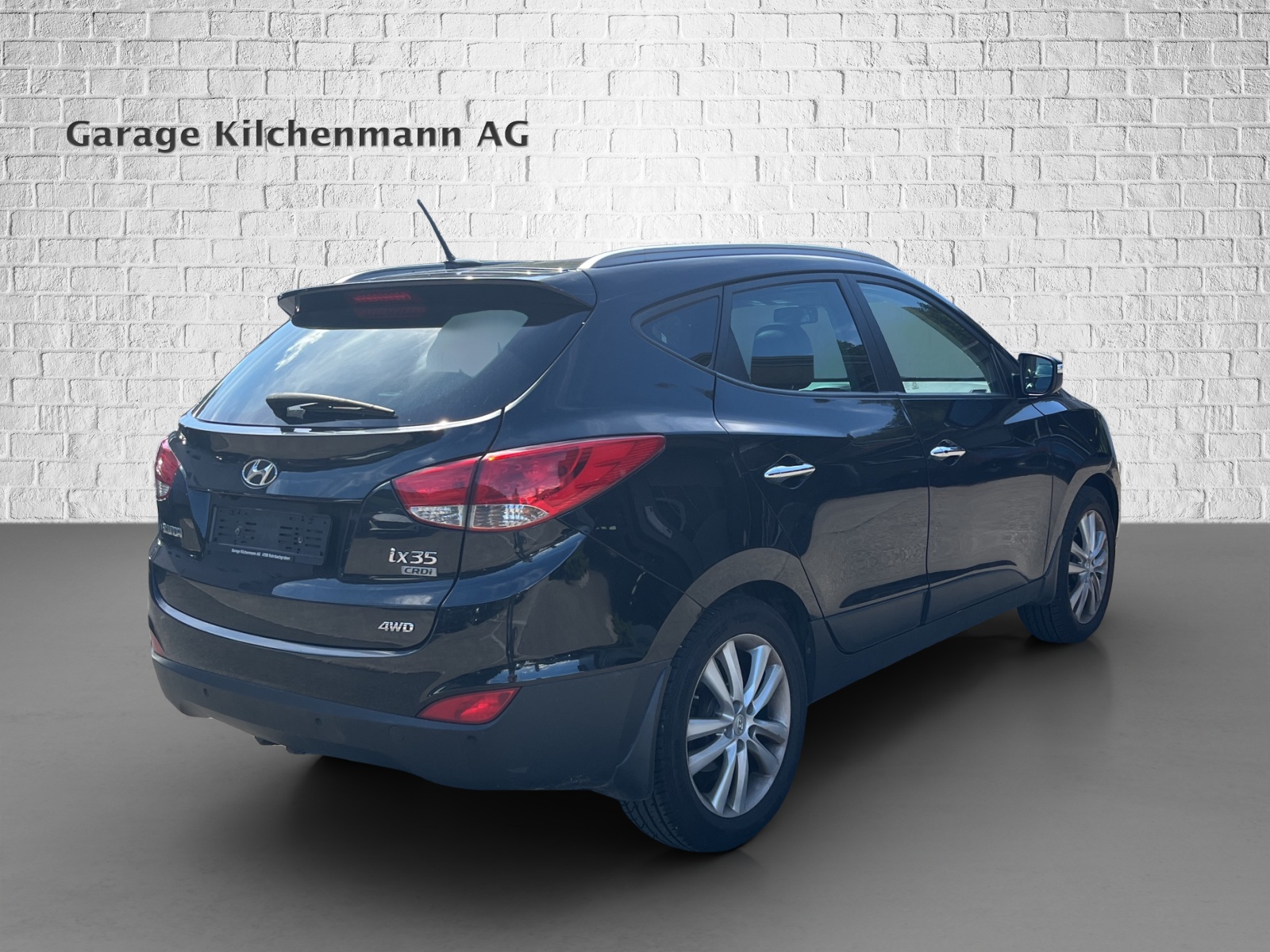 HYUNDAI iX 35 2.0 CRDi Premium 4WD Automatic-image-4
