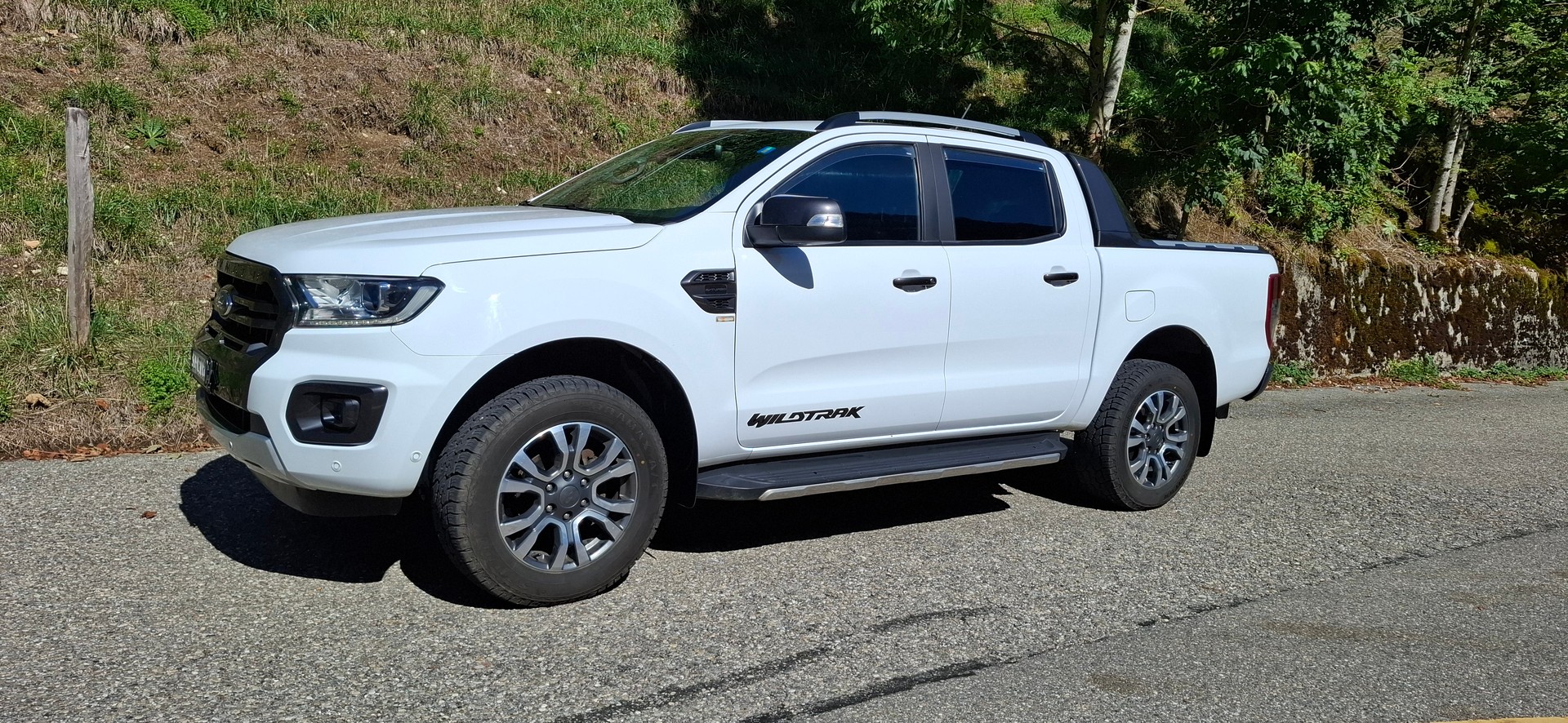 FORD 2.0 EcoBlue 4x4 Wildtrak-image-1
