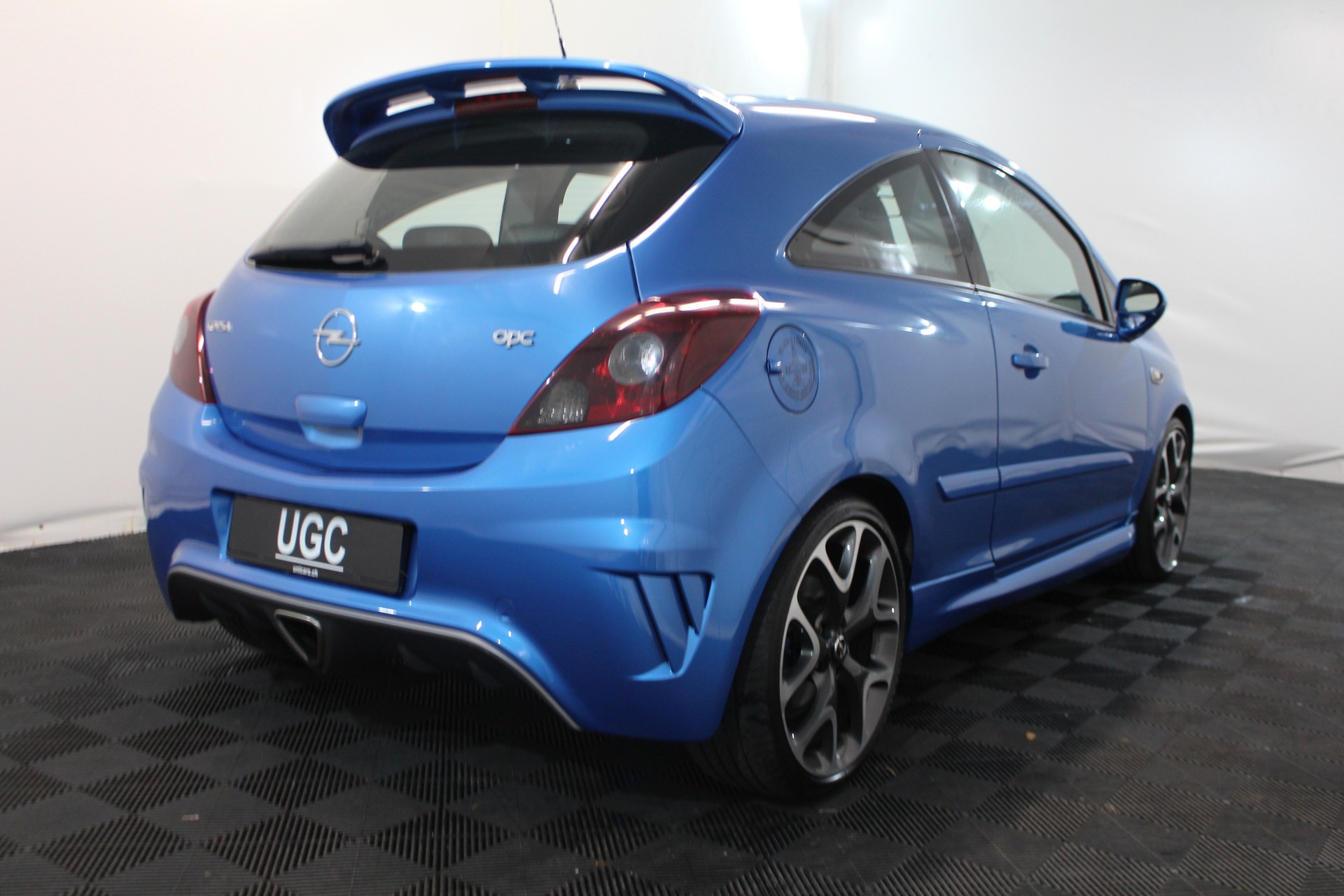 OPEL Corsa 1.6 T OPC-image-5
