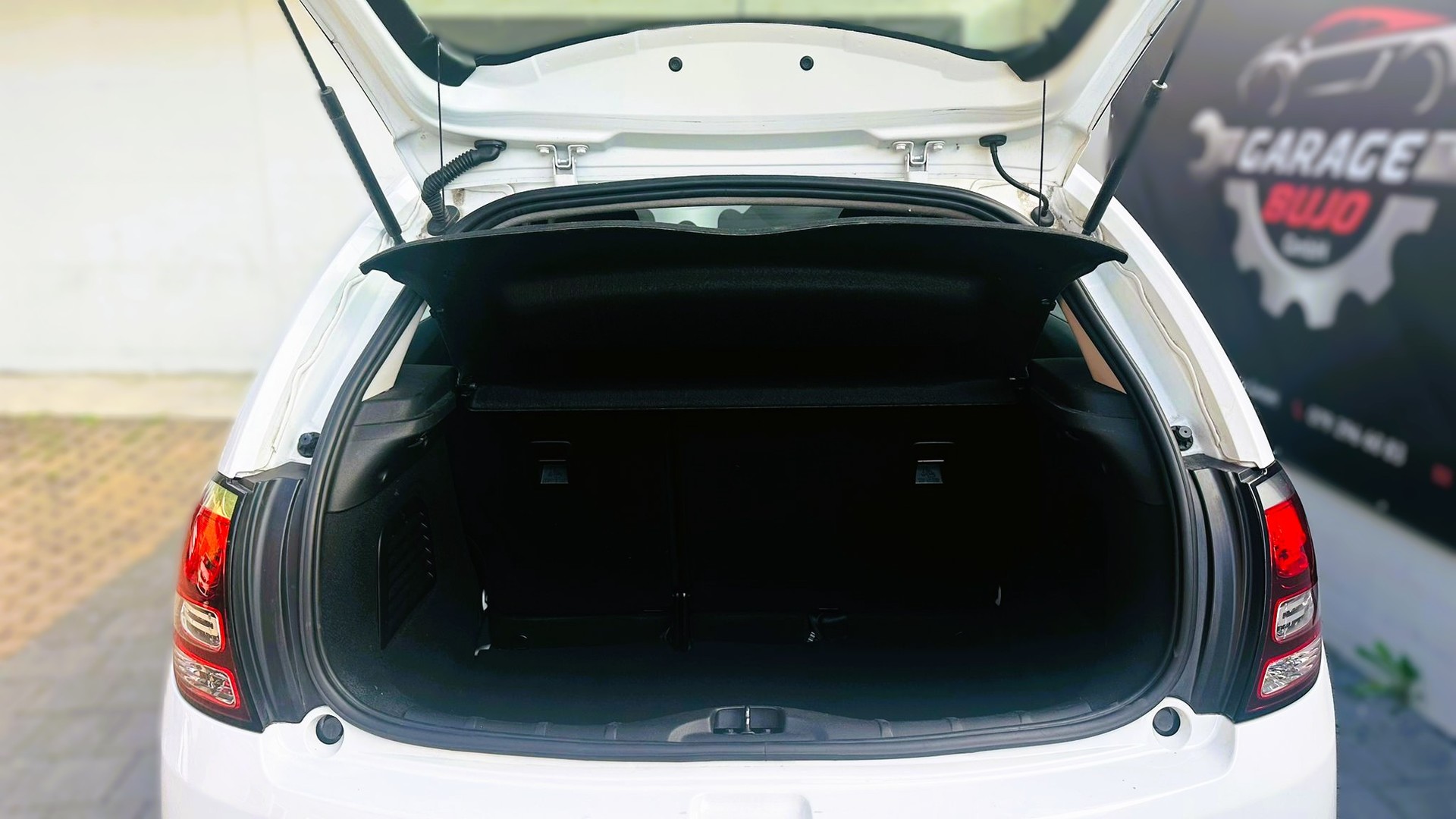 CITROEN C3 1.2i Attraction-image-7
