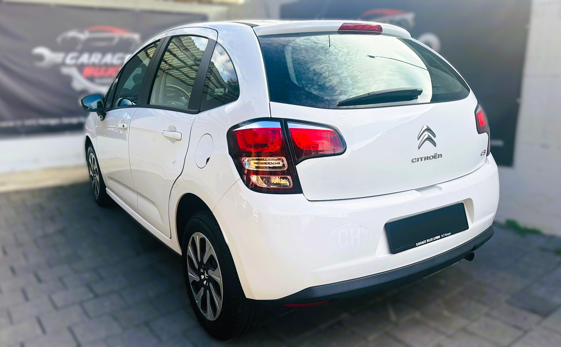 CITROEN C3 1.2i Attraction-image-4