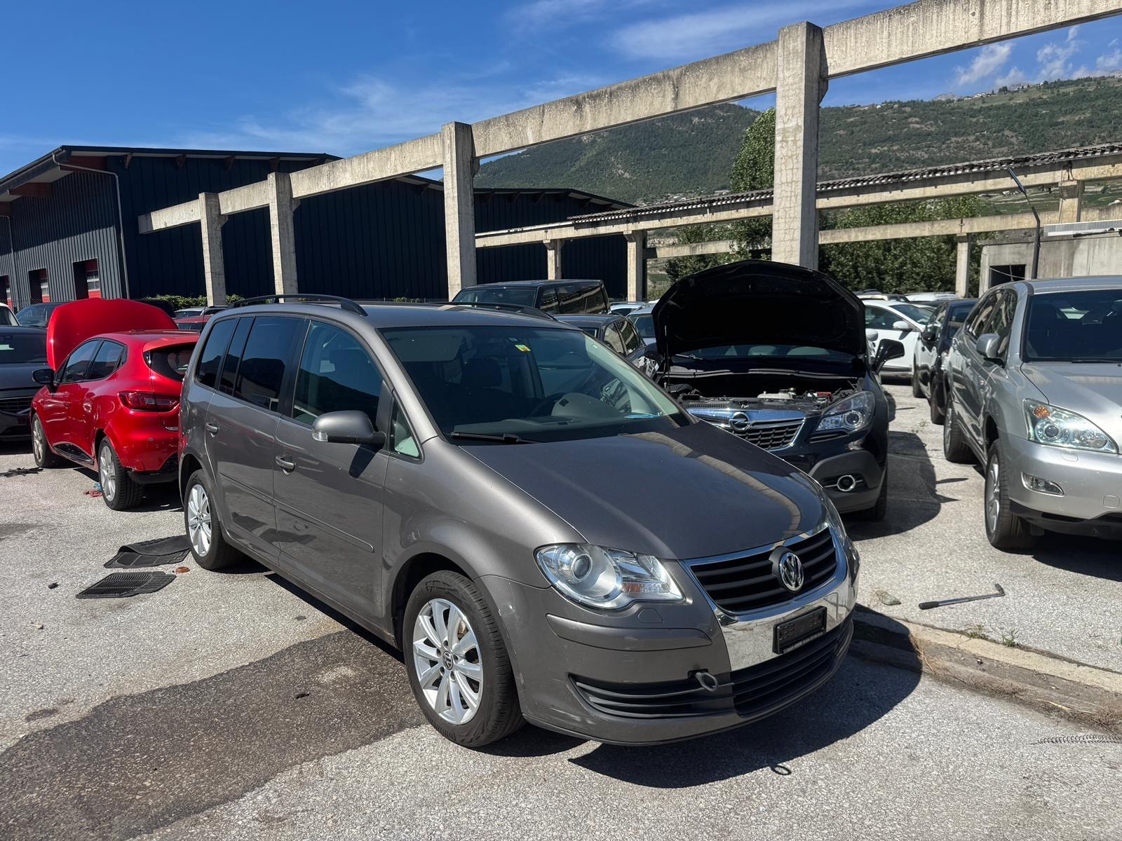 VW Touran 1.4 TSI Trendline-image-0