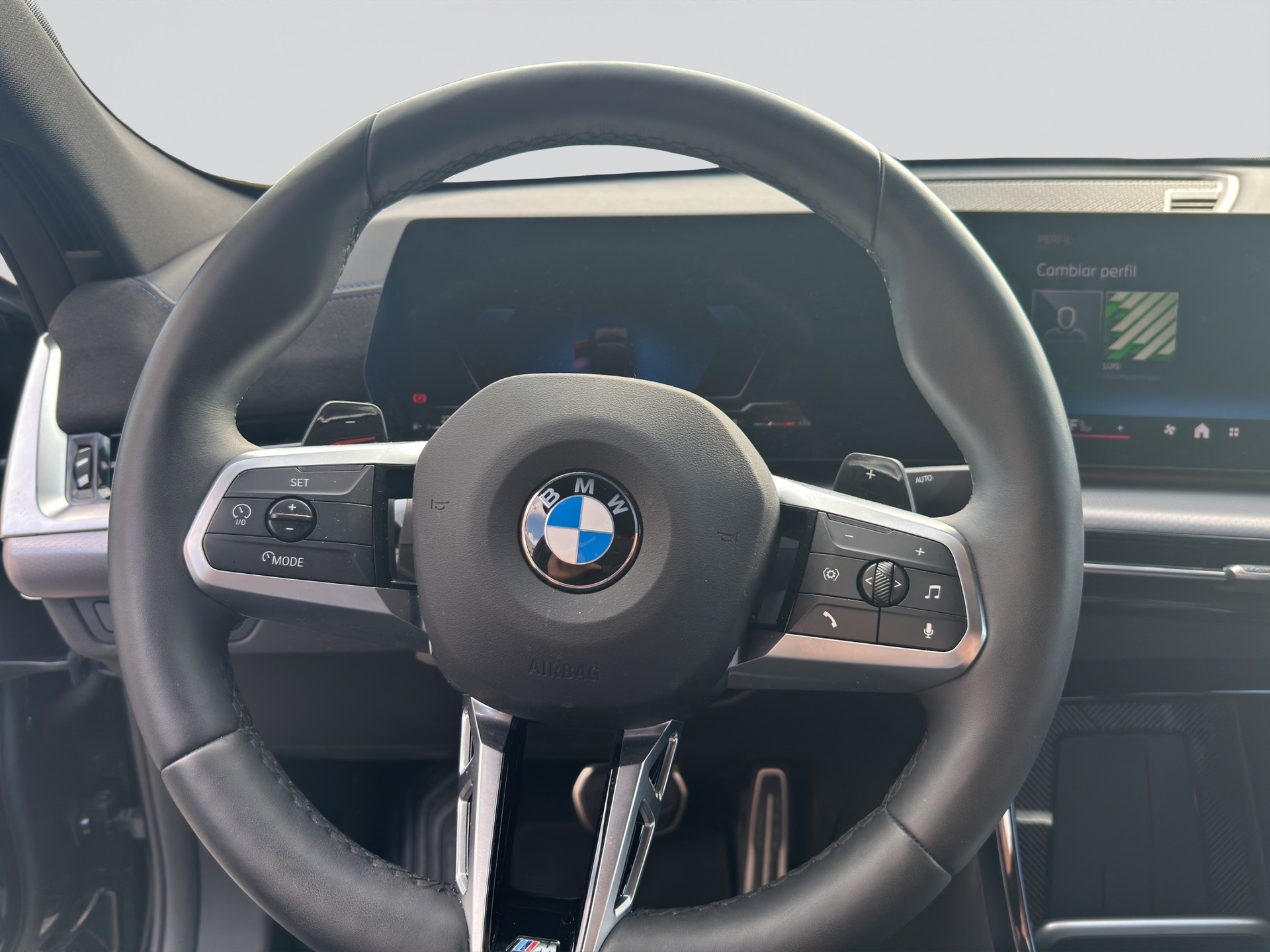 BMW X2 sDrive 20d M Sport Shadow Line-image-10