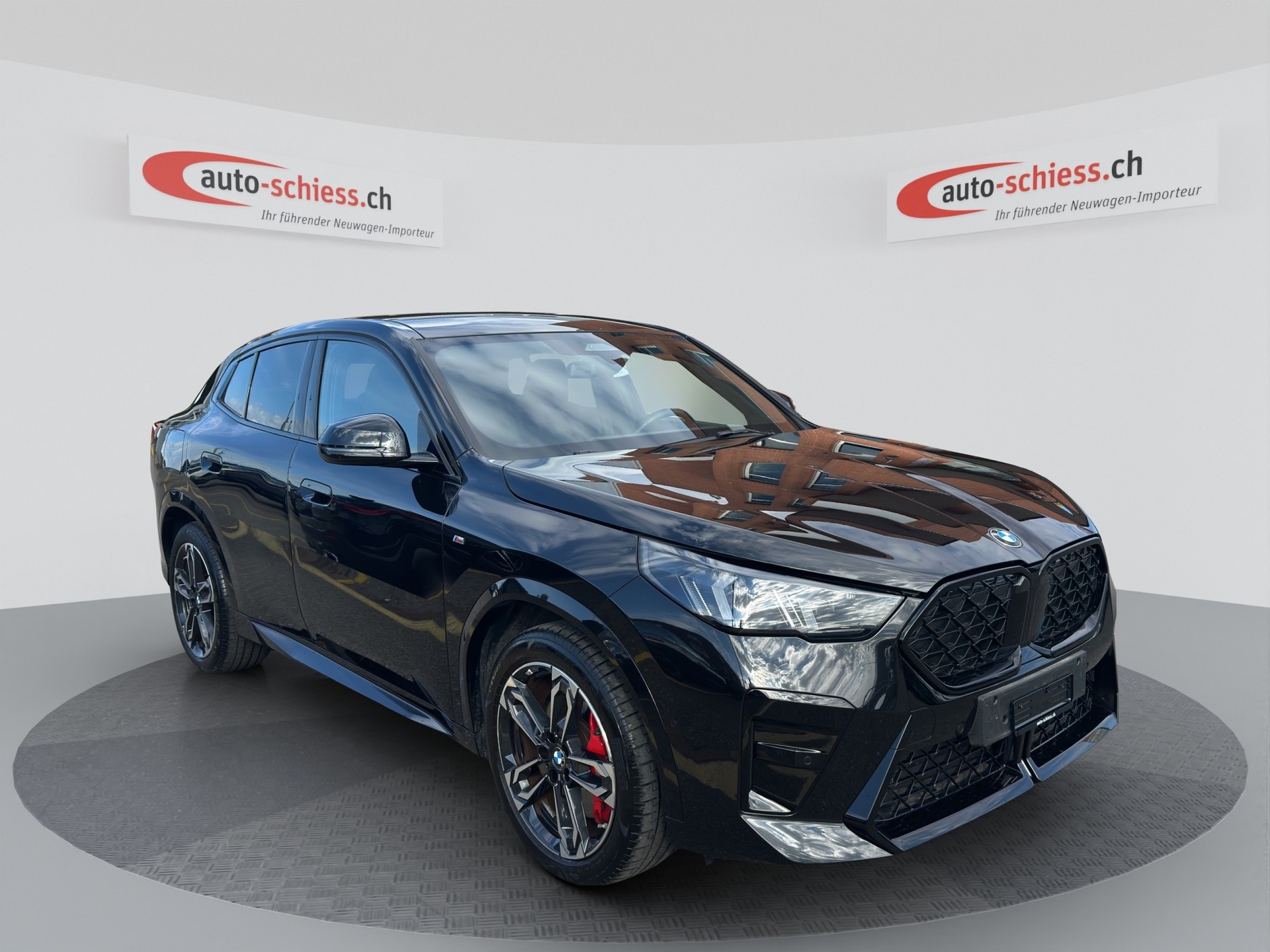 BMW X2 sDrive 20d M Sport Pro Shadow Line-image-0