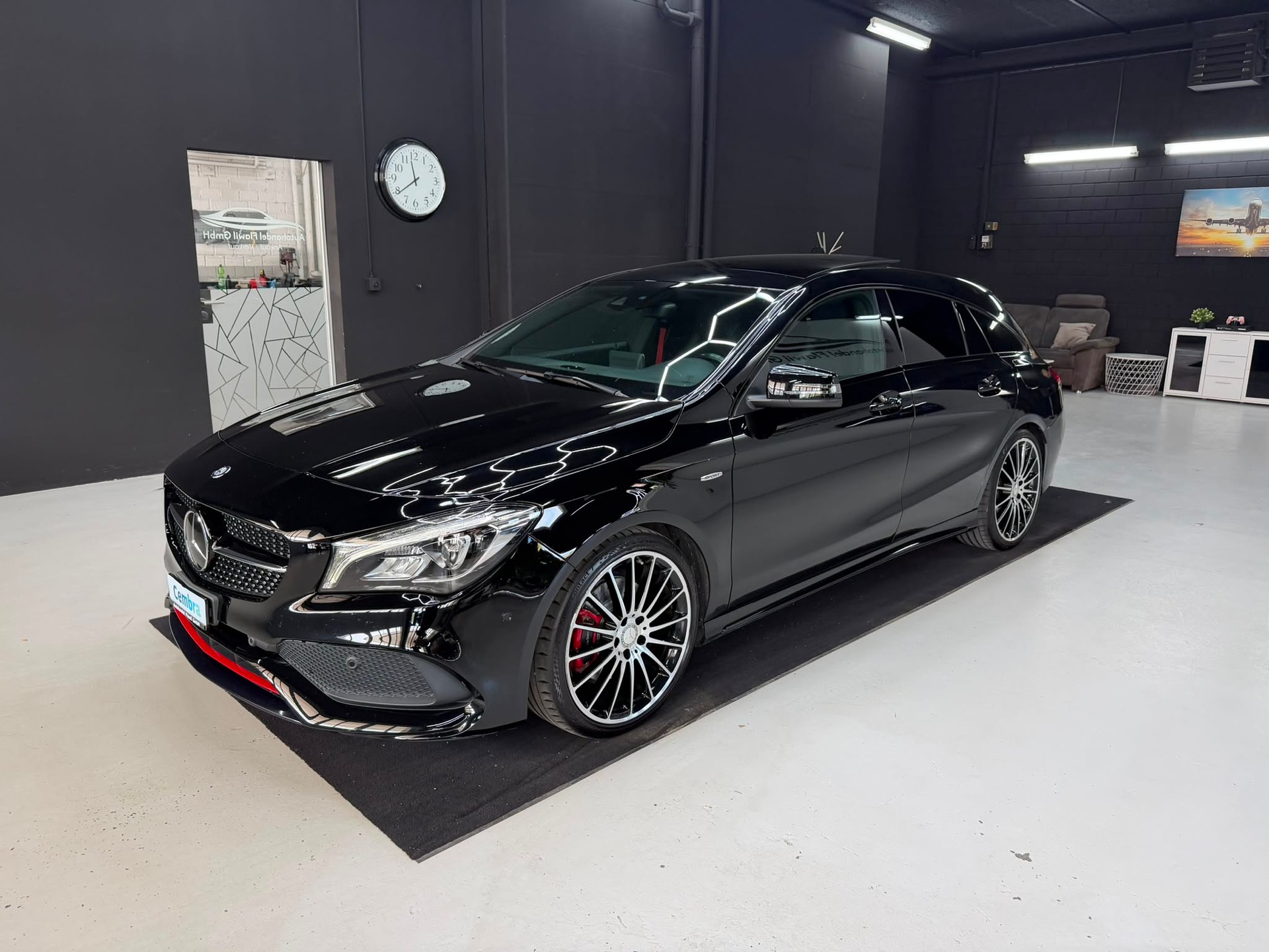 MERCEDES-BENZ CLA Shooting Brake 250 Sport 4Matic 7G-DCT-image-2