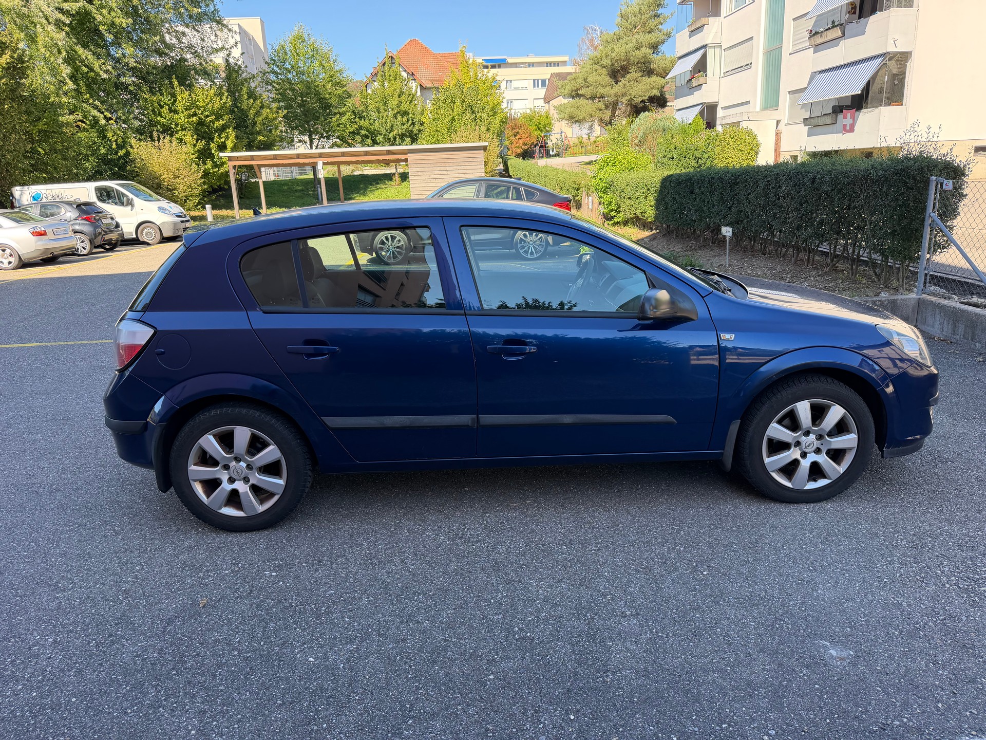 OPEL Astra 1.6i 16V TP Cosmo-image-3