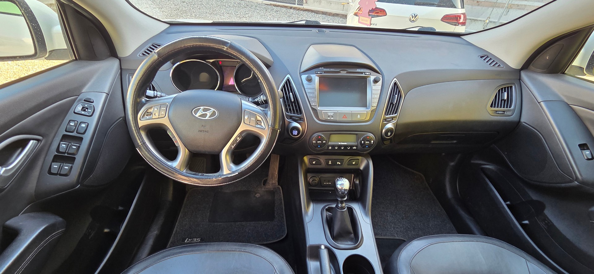 HYUNDAI iX 35 2.0 CRDi Premium 4WD-image-7