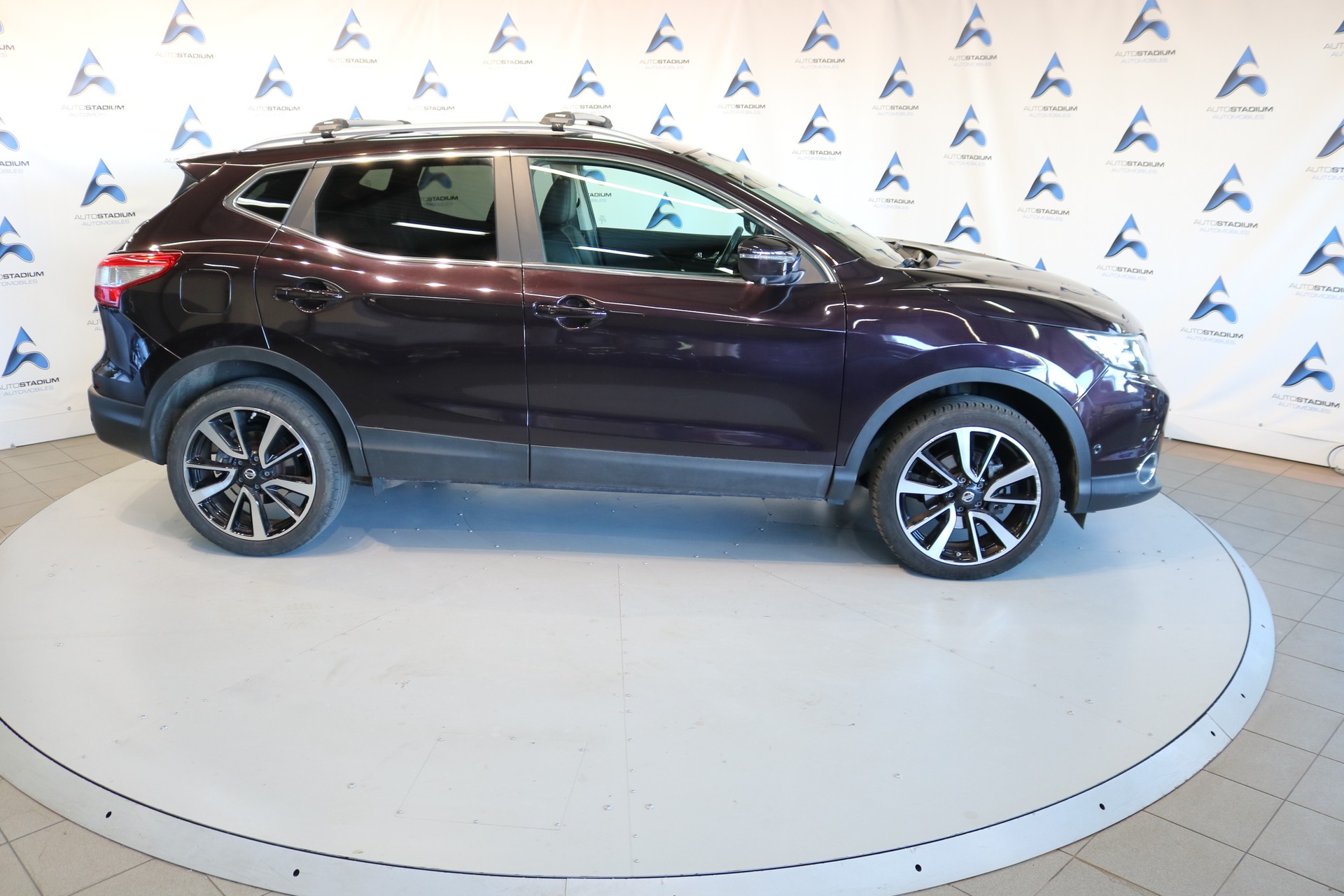 NISSAN Qashqai 1.6 DIG-T tekna-image-24