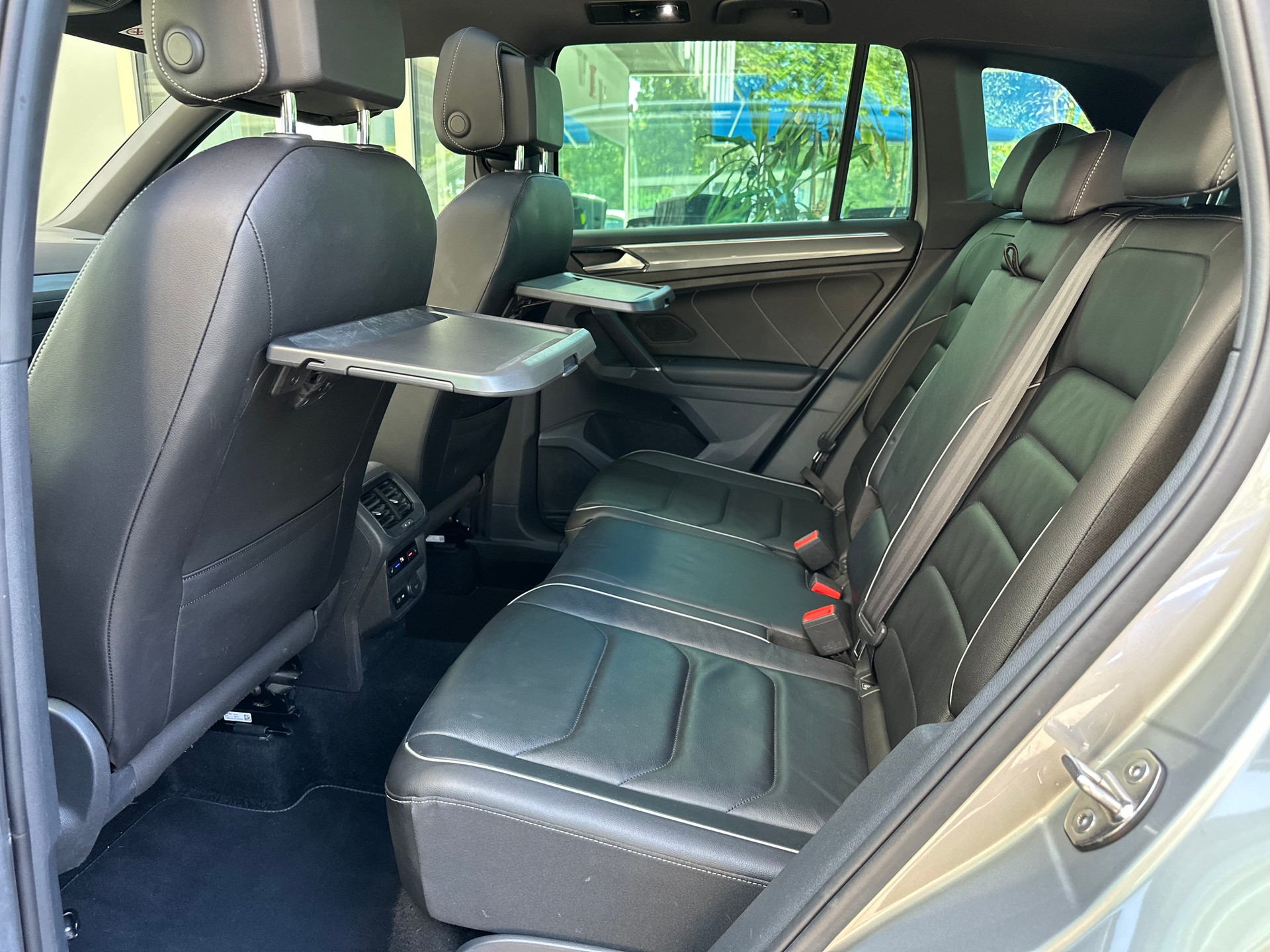 VW Tiguan 2.0TSI Highline R-Line 4Motion DSG-image-6