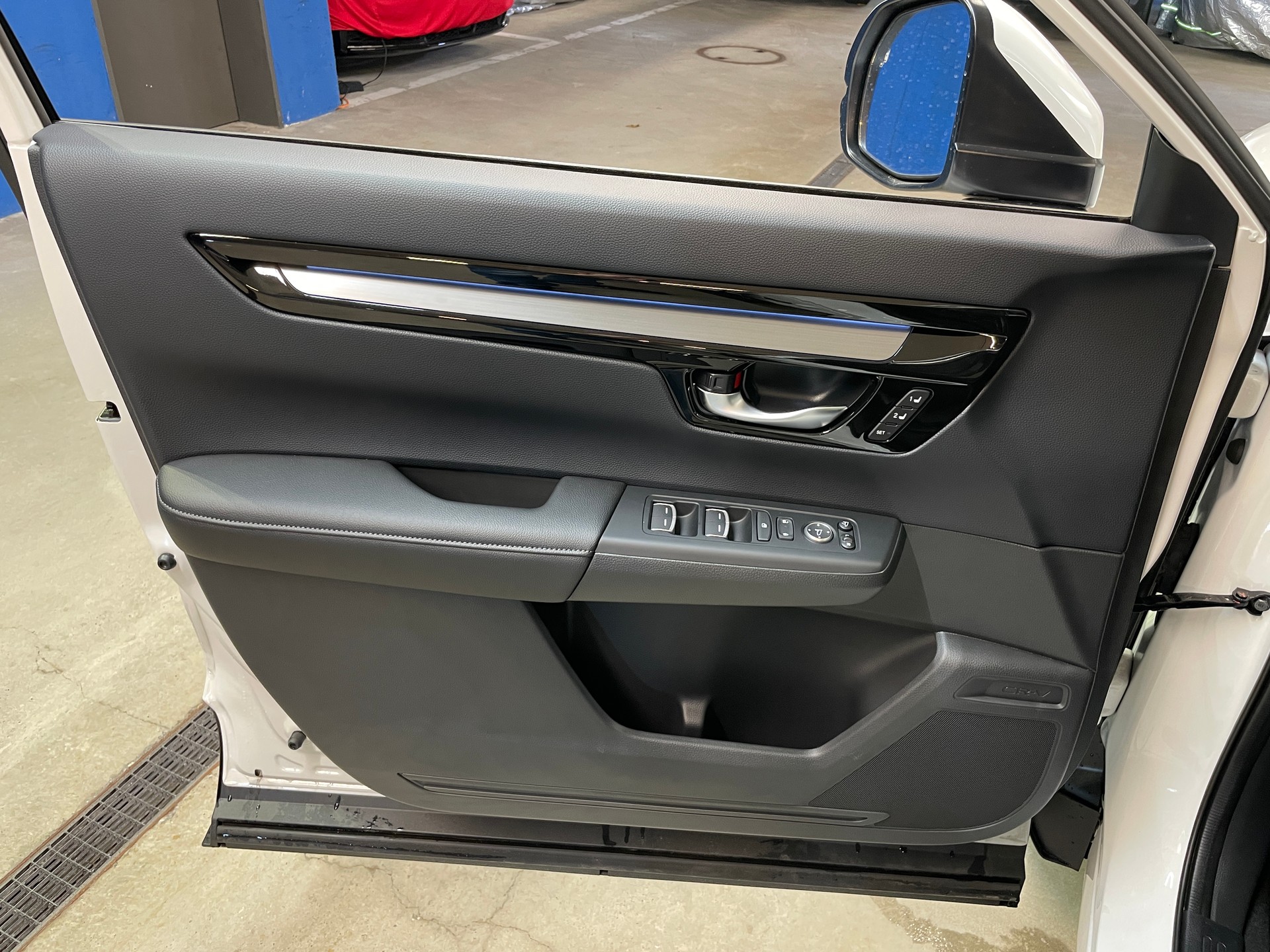 HONDA CR-V 2.0i MMD Hybrid Advance 4WD Automatic-image-8