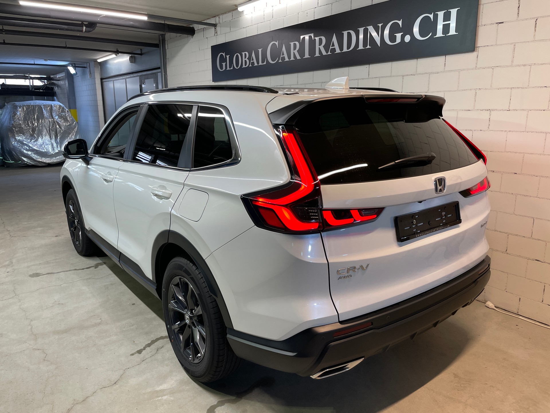 HONDA CR-V 2.0i MMD Hybrid Advance 4WD Automatic-image-3